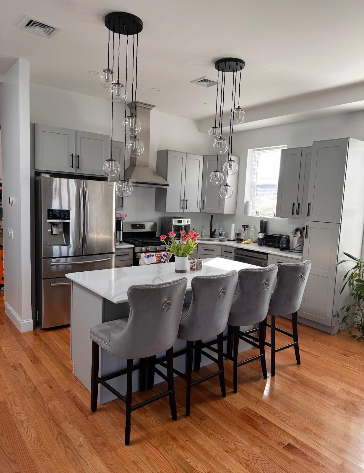 ***Room for Rent*** Bright and Sunny*** Newly Renovated*** Private Home*** Many Amenities*** All Uti - Photo 3