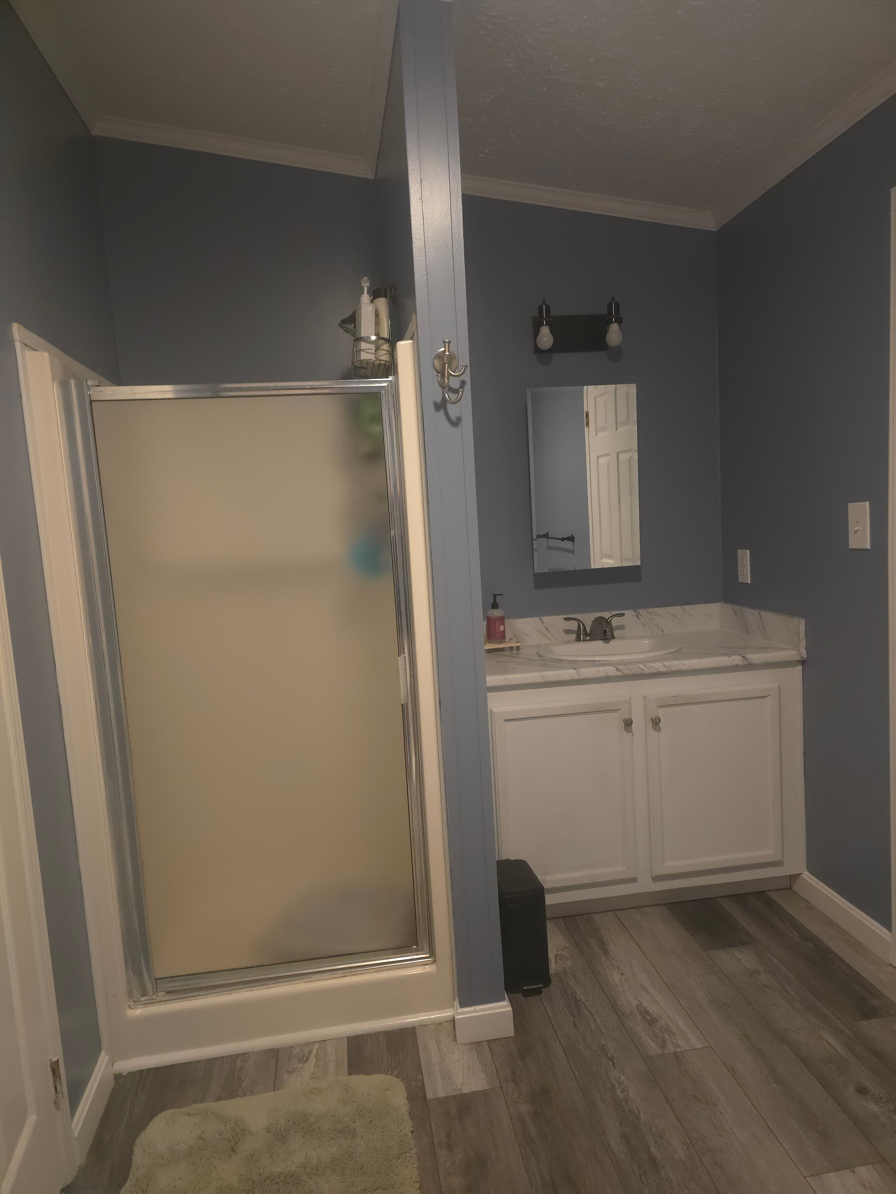 Eden Escape, 3 bedroom cozy home in quiet neighborhood - Photo 3