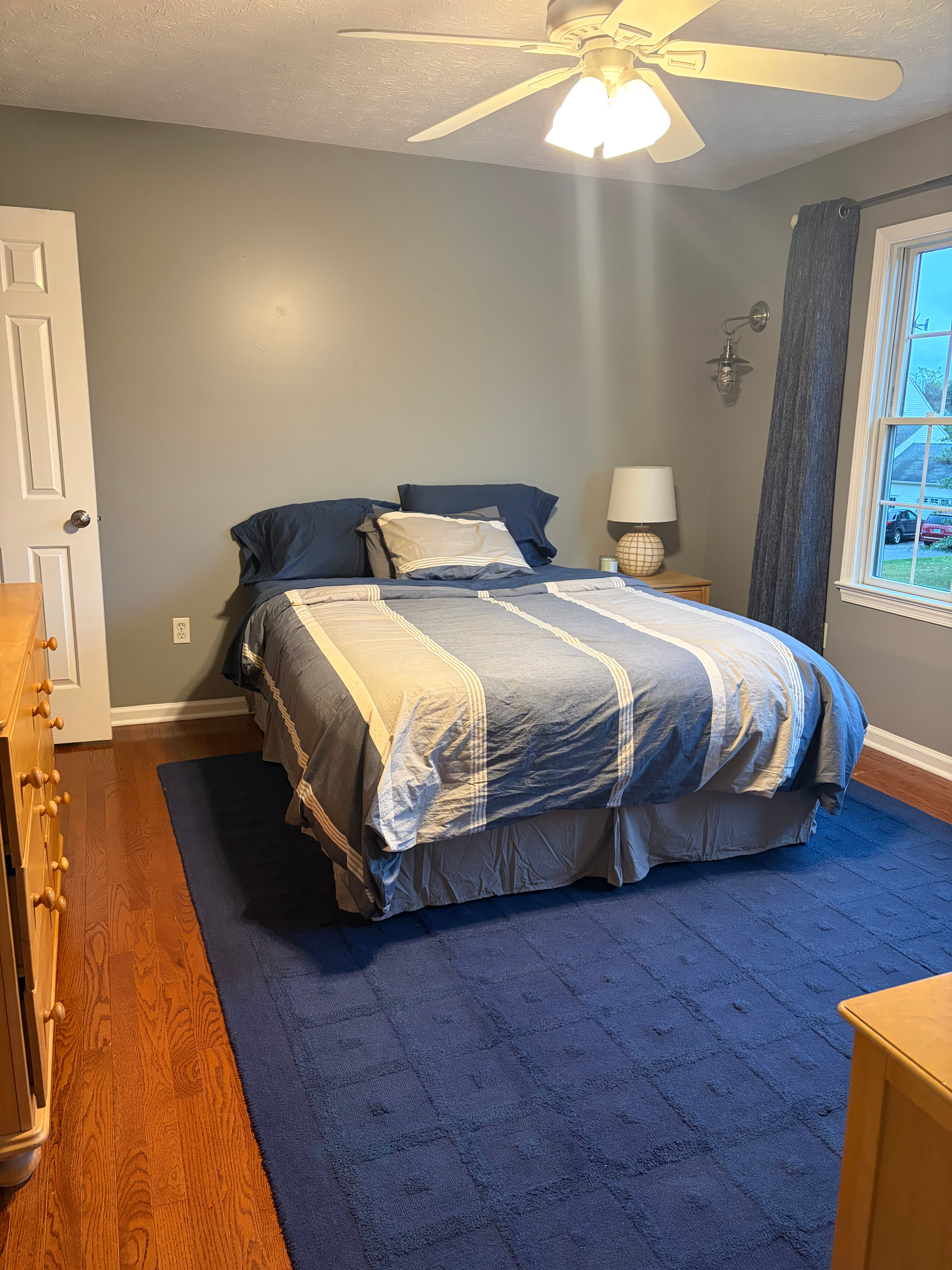 Quite Oasis for Professionals. Private Bed/Bath. Very Nice Walkable Neighborhood. - Photo 1