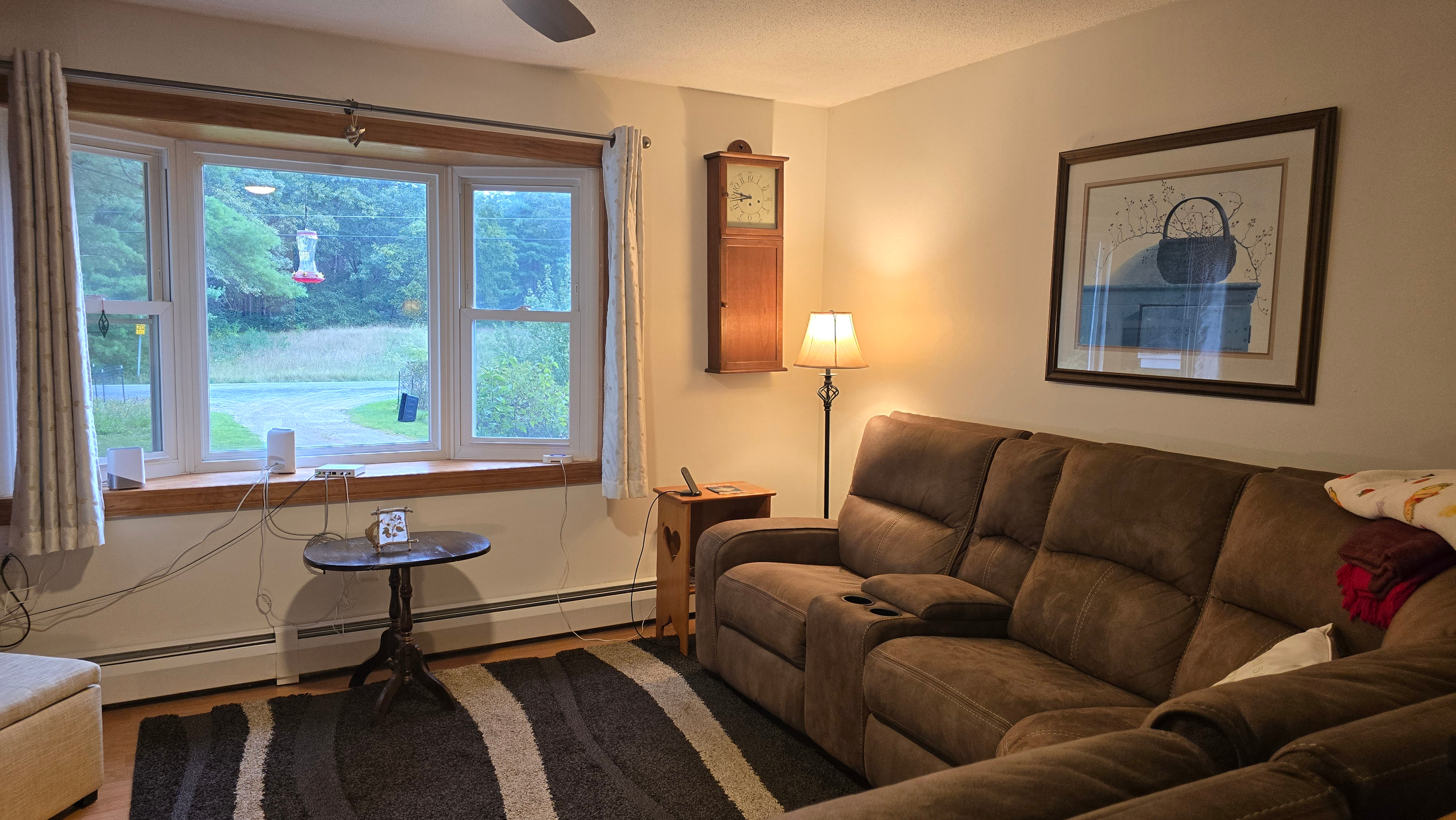 Fully Furnished Winter Rental in Colchester Minutes To The Interstate - Photo 6