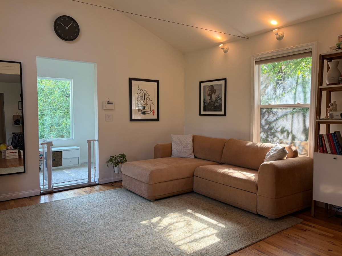 Peaceful Furnished Hillside Home Near DTLA, Highland Park & Pasadena - Photo 3