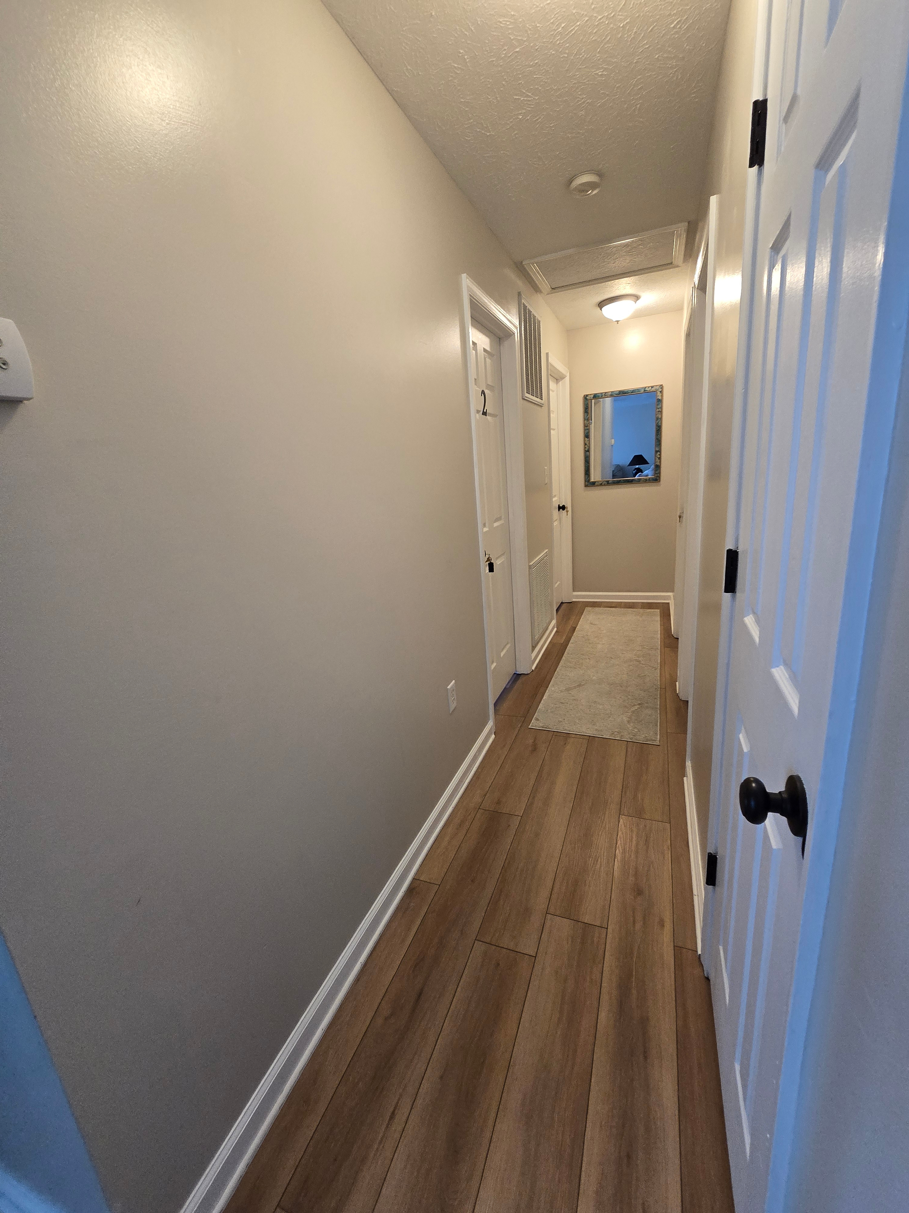 Primary suite with walk in closet and office space (Room 1) - Photo 10