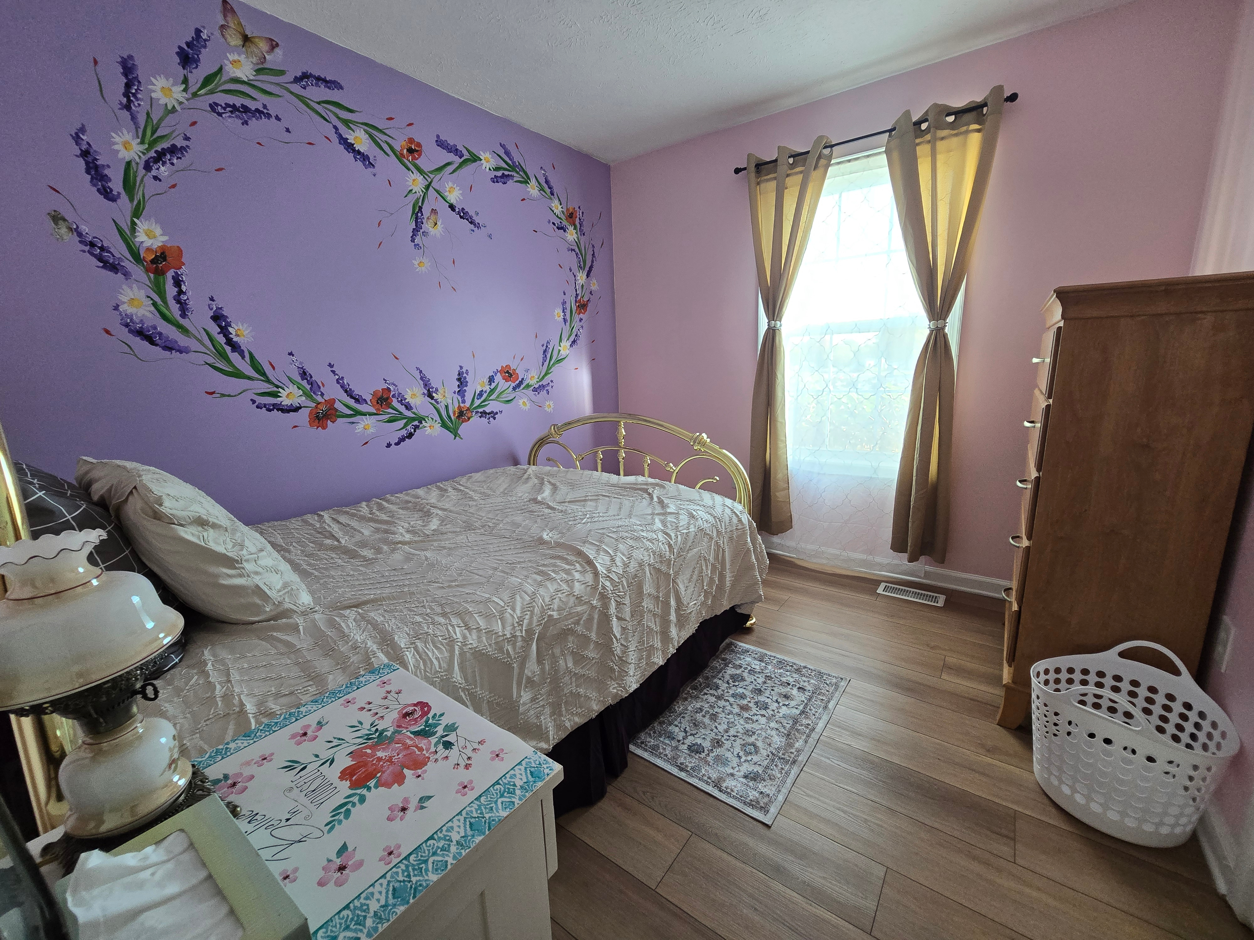 Primary suite with walk in closet and office space (Room 1) - Photo 3