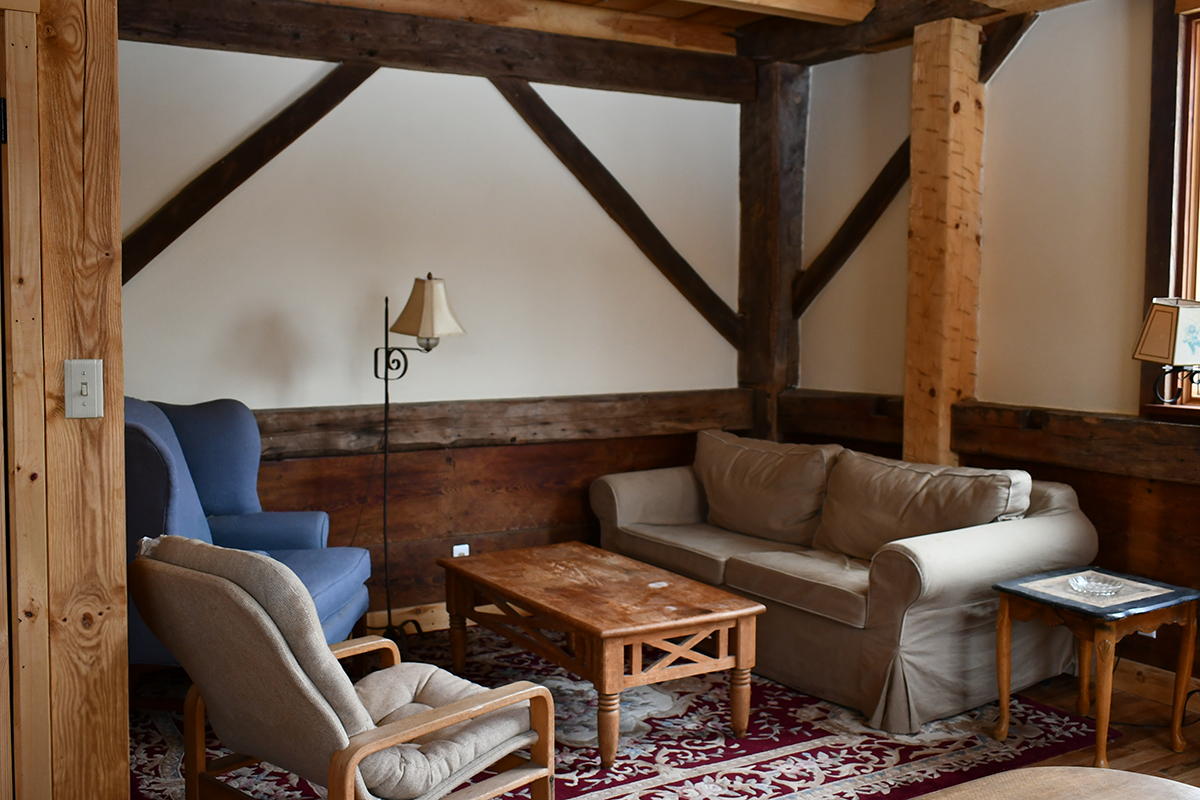 Newly renovated cabin on 140 acre farm - Photo 11