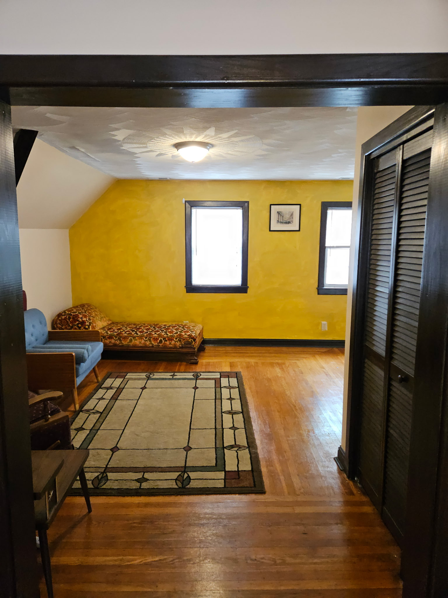 Funky attic apartment next to Capitol - Photo 5