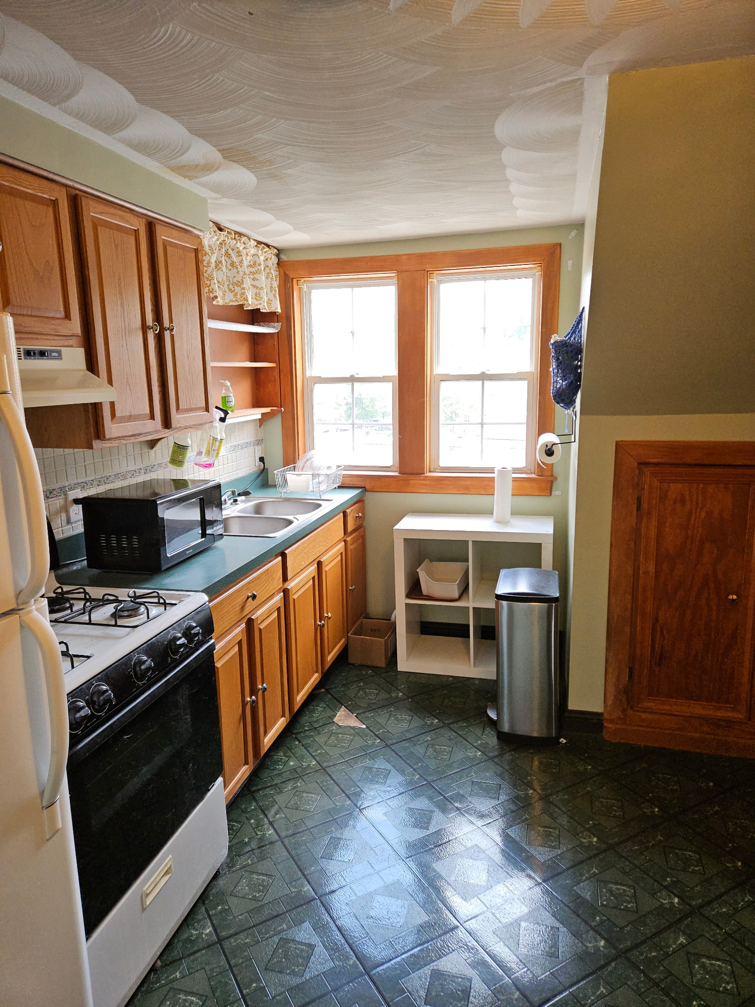 Funky attic apartment next to Capitol - Photo 8