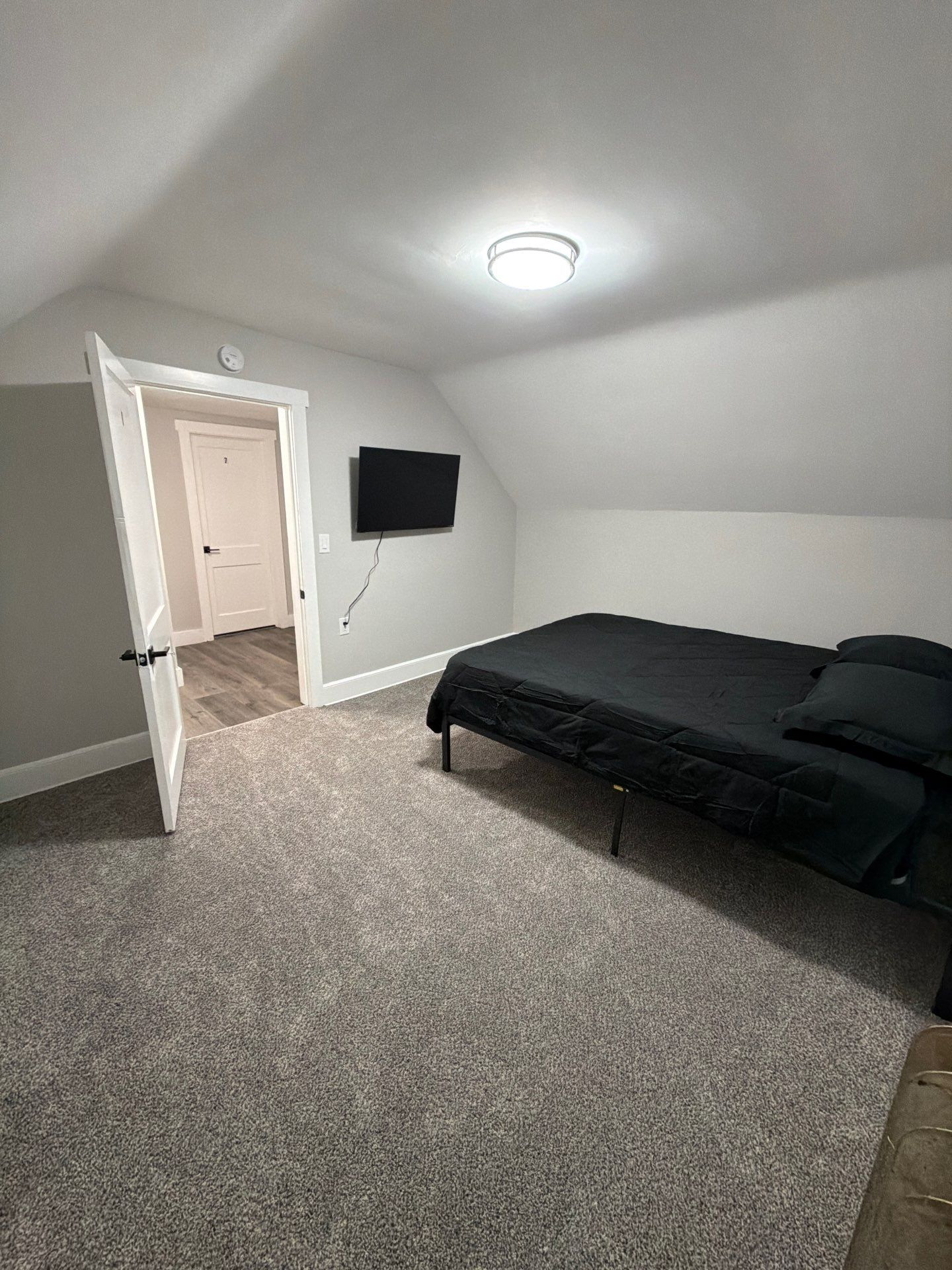Convenient and comfortable with many amenities included. - Photo 4