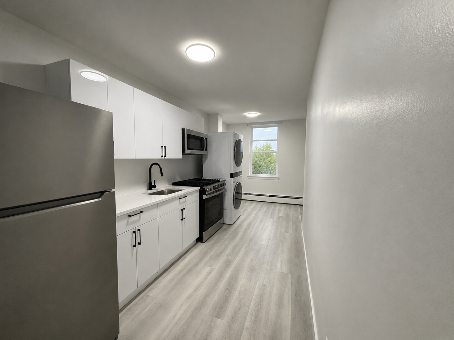 Luxury Apartments Minutes from Syracuse Major Hospitals & Universities. - Photo 2