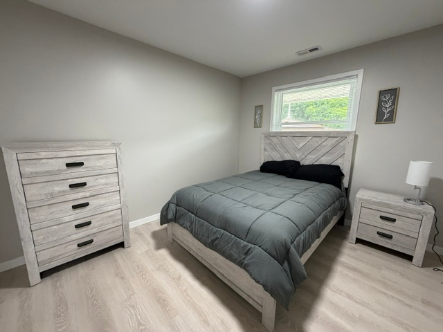 Fully Furnished 2 Bedroom Retreat with All Utilities Included, Perfect for Traveling Professionals - Photo 8