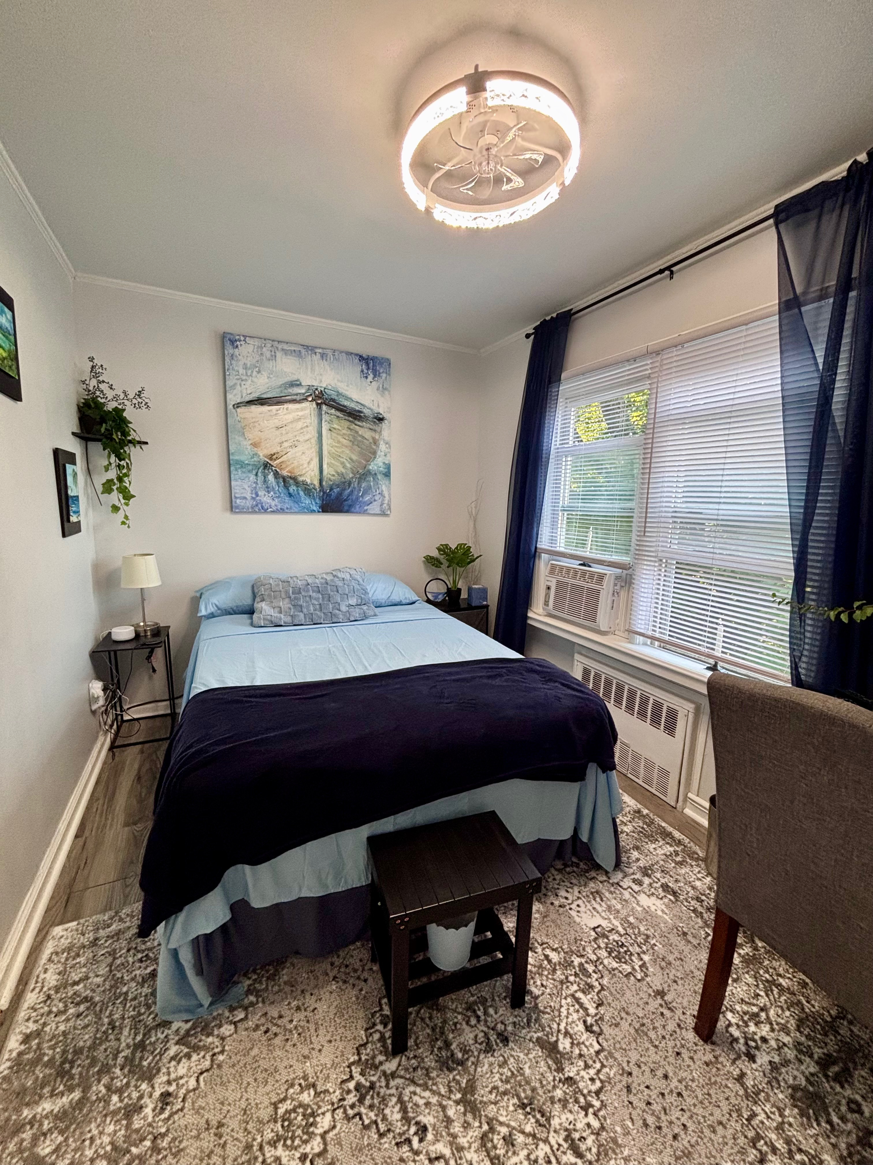 **"PEACEFUL HAVEN FOR HEALTHCARE & AVIATON PROFESSIONALS IN NYC- Flexible Terms Available"** - Photo 11