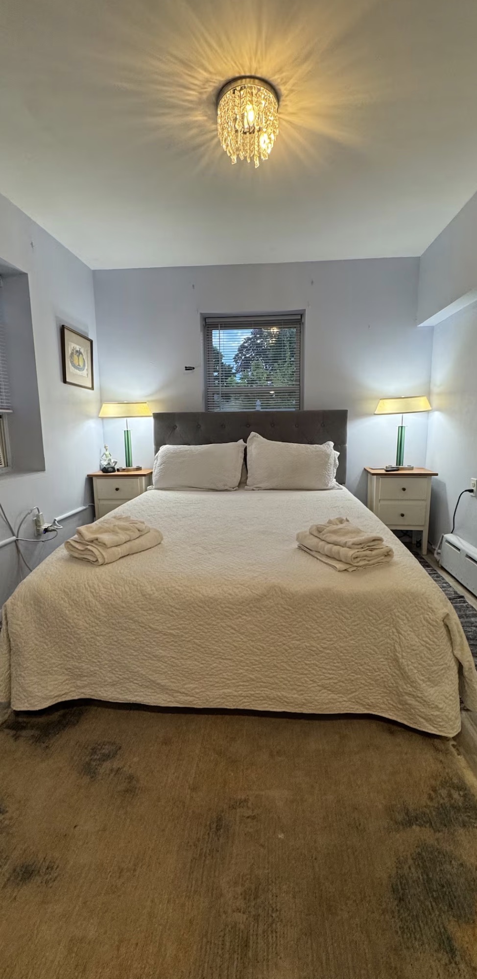 Entire Guesthouse in Great Neck, Kings Point, NY - Photo 1