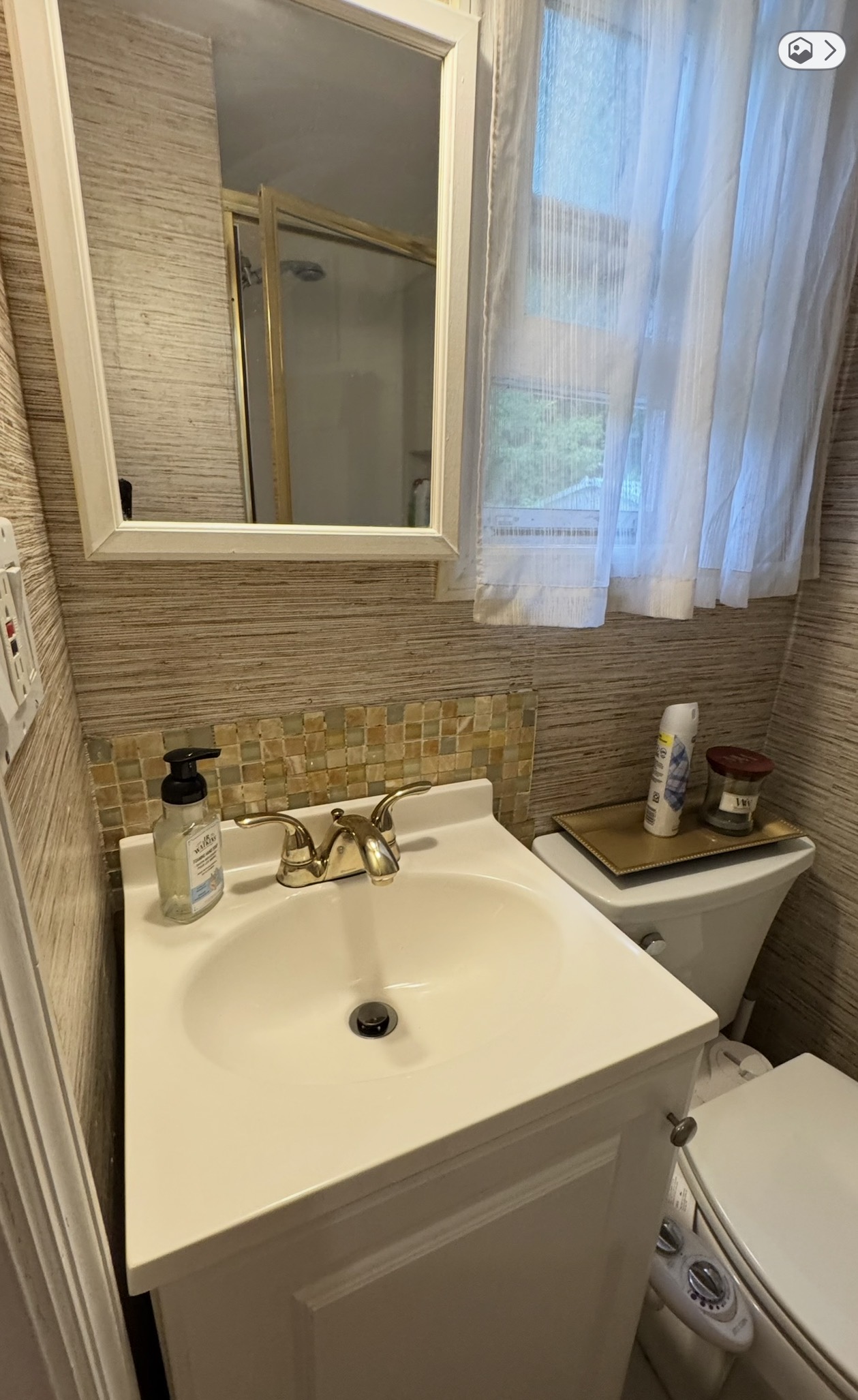 Entire Guesthouse in Great Neck, Kings Point, NY - Photo 8