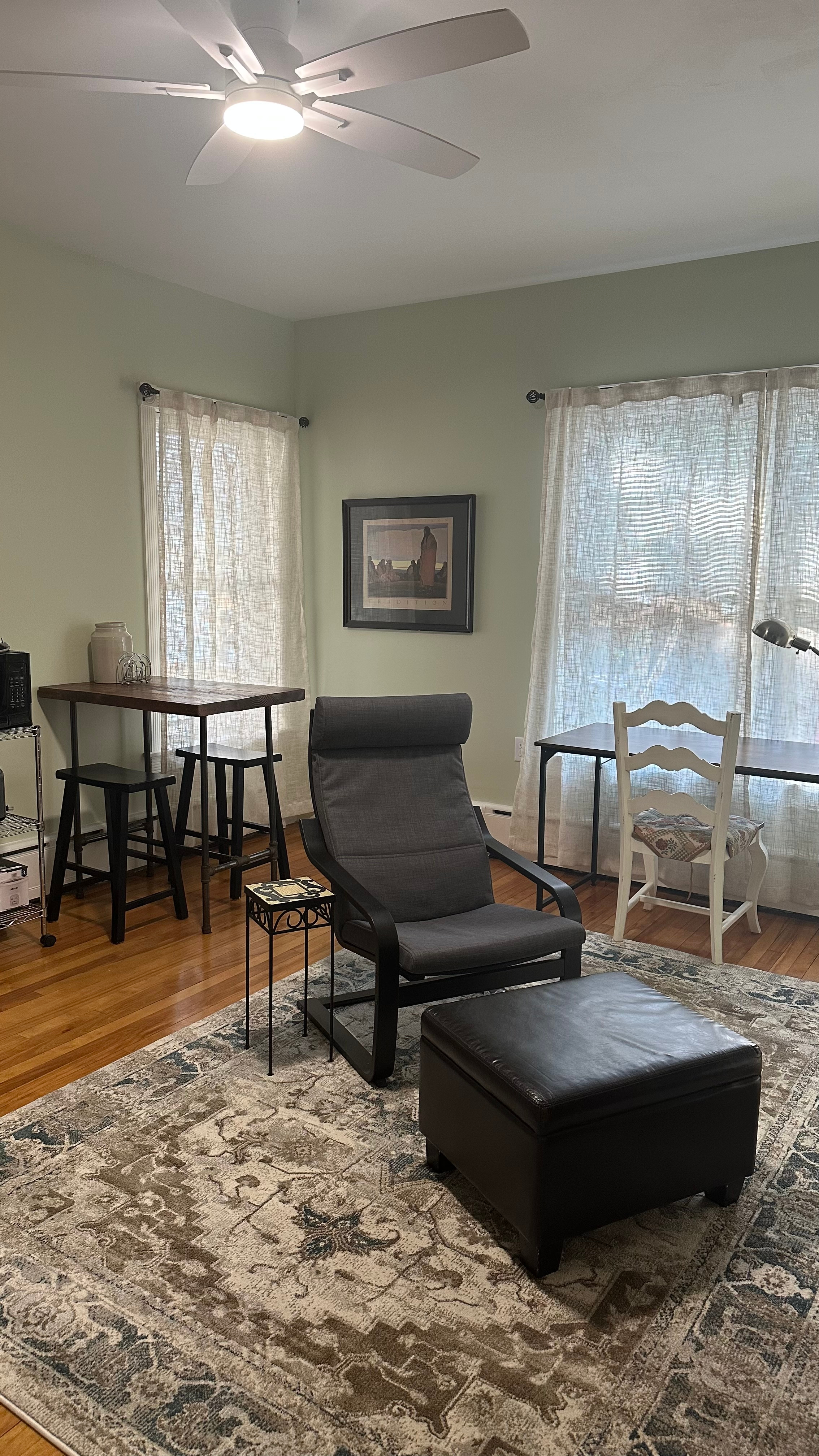 Quiet, Comfy & Private Apartment - Perfect for a Travel Nurse! - Photo 4