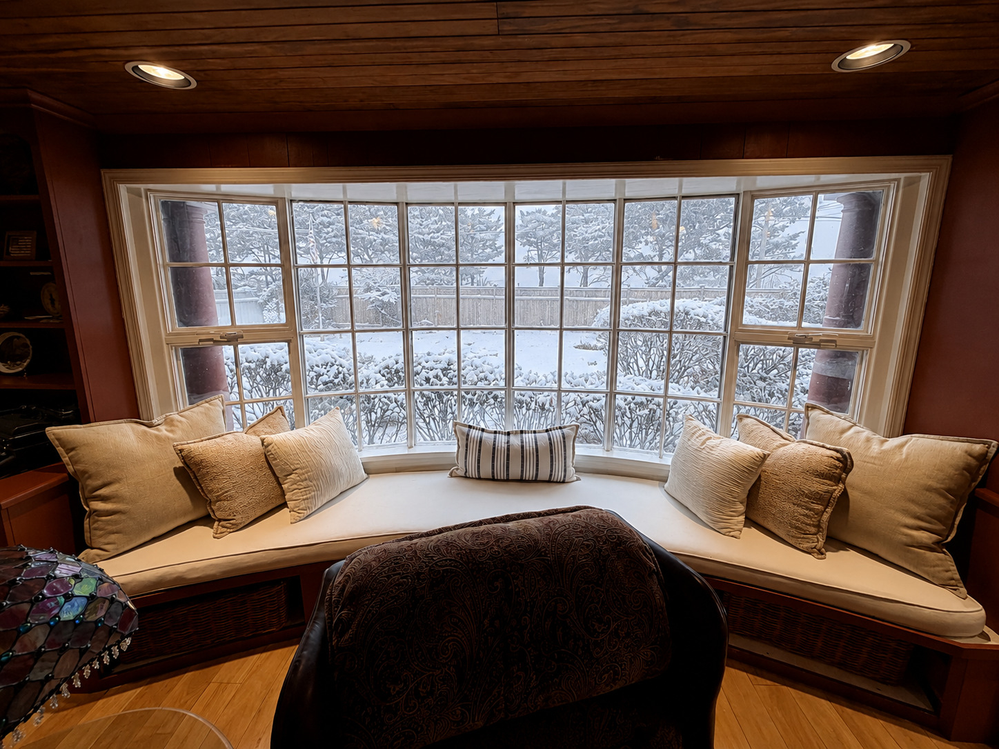 Waterfront 4BR Northport Winter Rental | Utilities Included - Photo 1