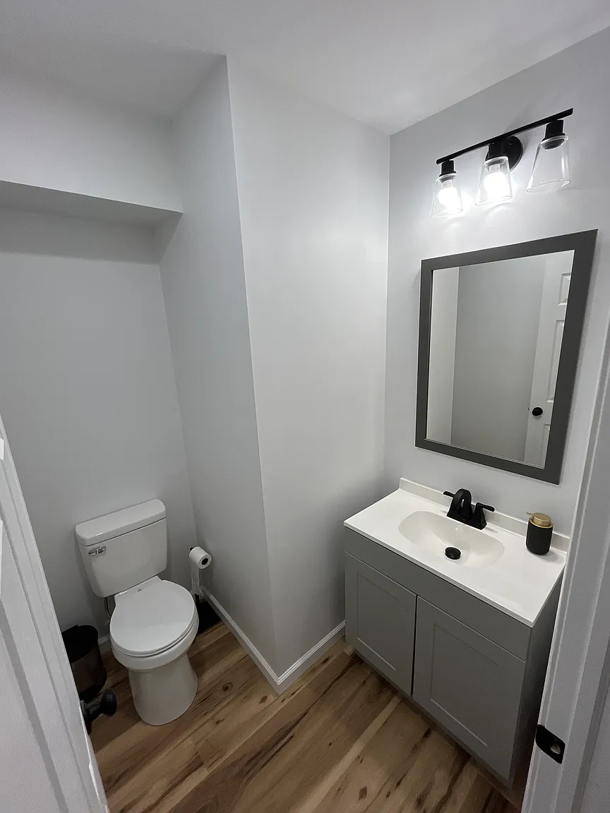 Newly Renovated Next to Hospital - Photo 9
