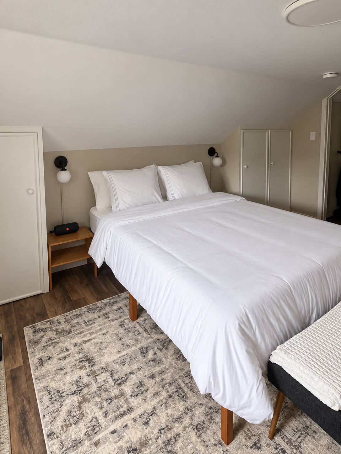 Renovated 3-Bedroom Delmar Home with Private Yard & Laundry - Photo 6