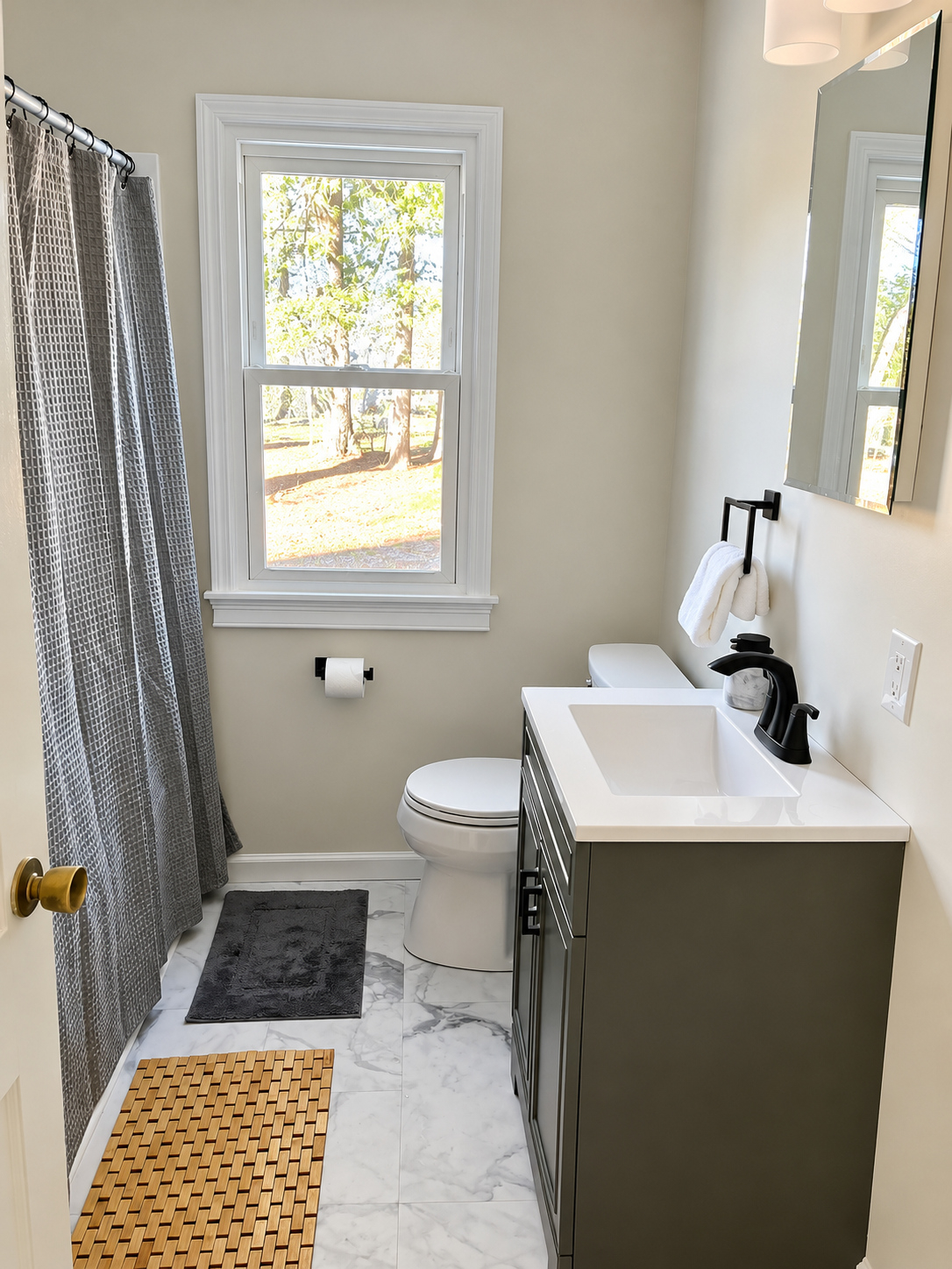Renovated 3-Bedroom Delmar Home with Private Yard & Laundry - Photo 9