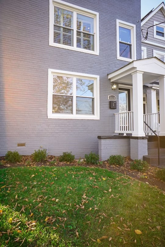 Spacious, Private, Furnished 2 Bed 2 Bath Condo in Brightwood DC - Photo 2