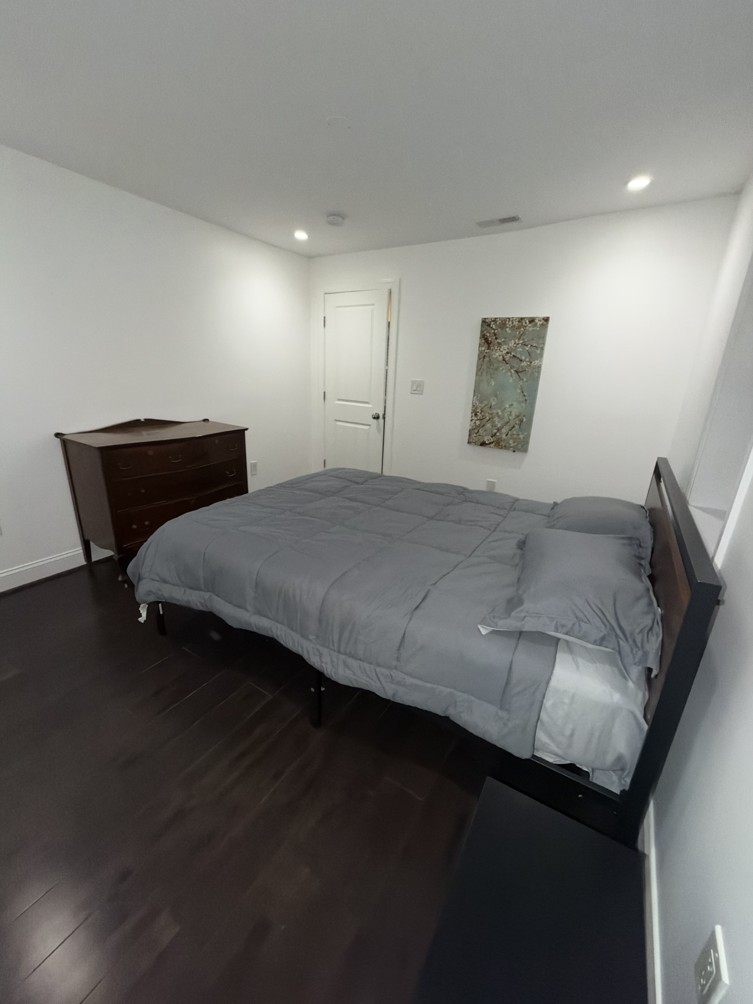 Spacious, Private, Furnished 2 Bed 2 Bath Condo in Brightwood DC - Photo 9