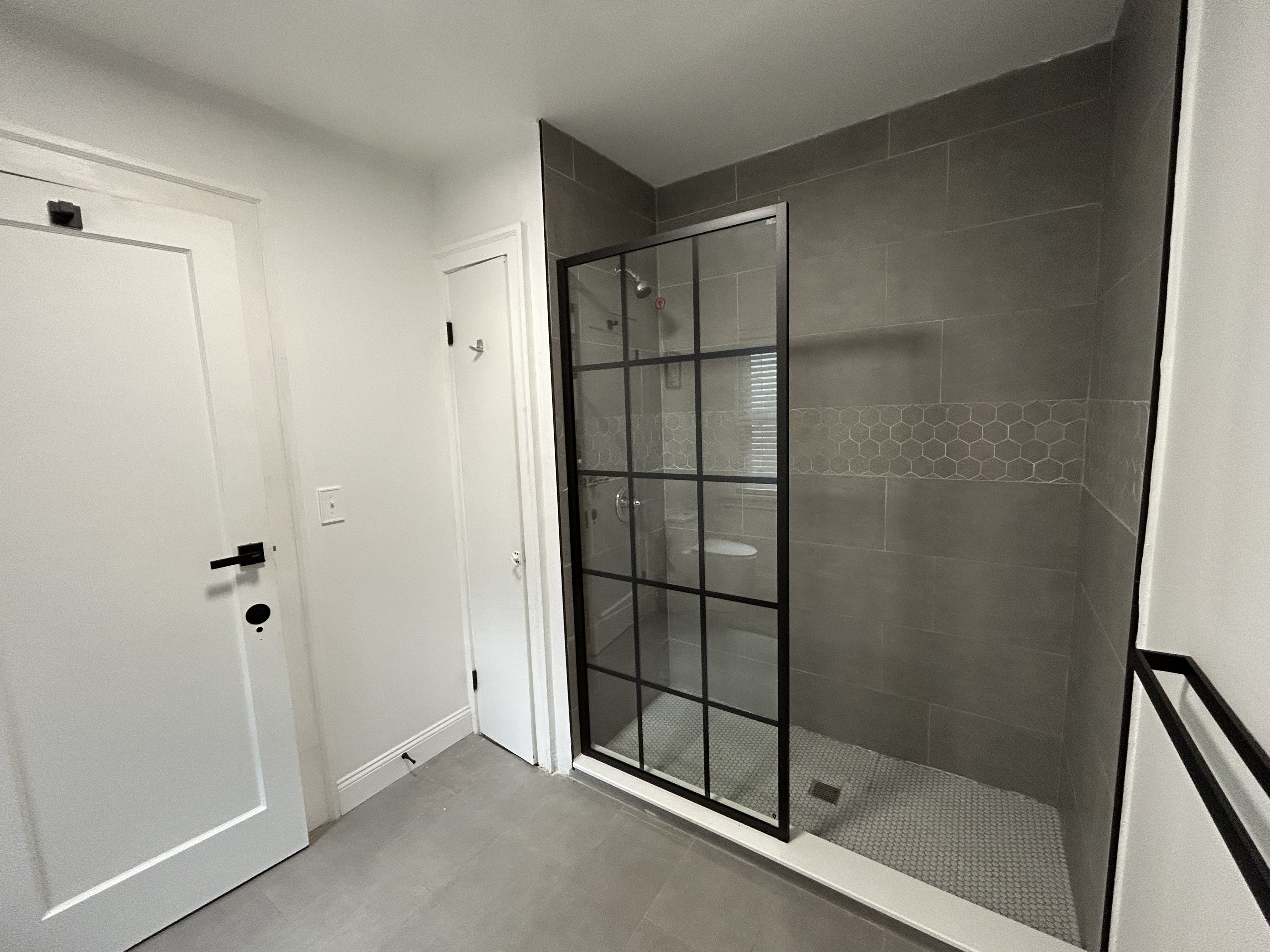 Beautiful Furnished Two-Bedroom Apartment on Buffalo's Historic West Side Near D'Youville - Photo 10