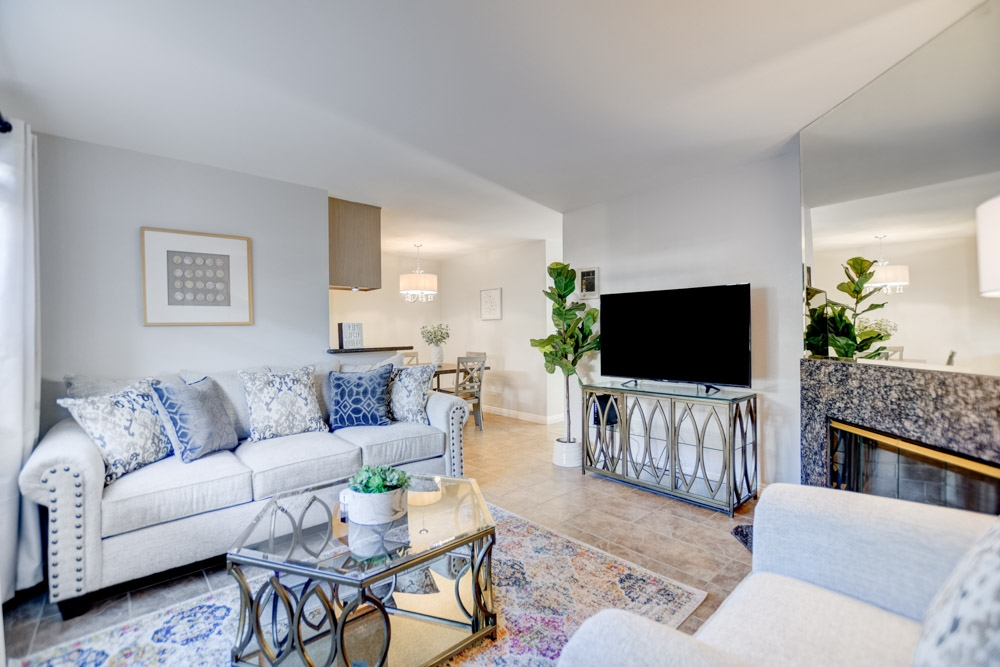 Spacious 2/2 Condo in North Park with Parking - Photo 1