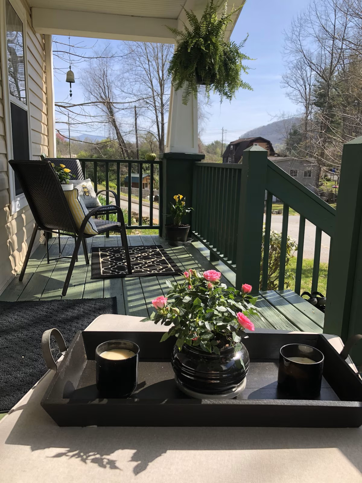Charming Furnished 3BR Cottage | Peaceful Retreat with Private Deck, Parking & Utilities Included - Photo 2