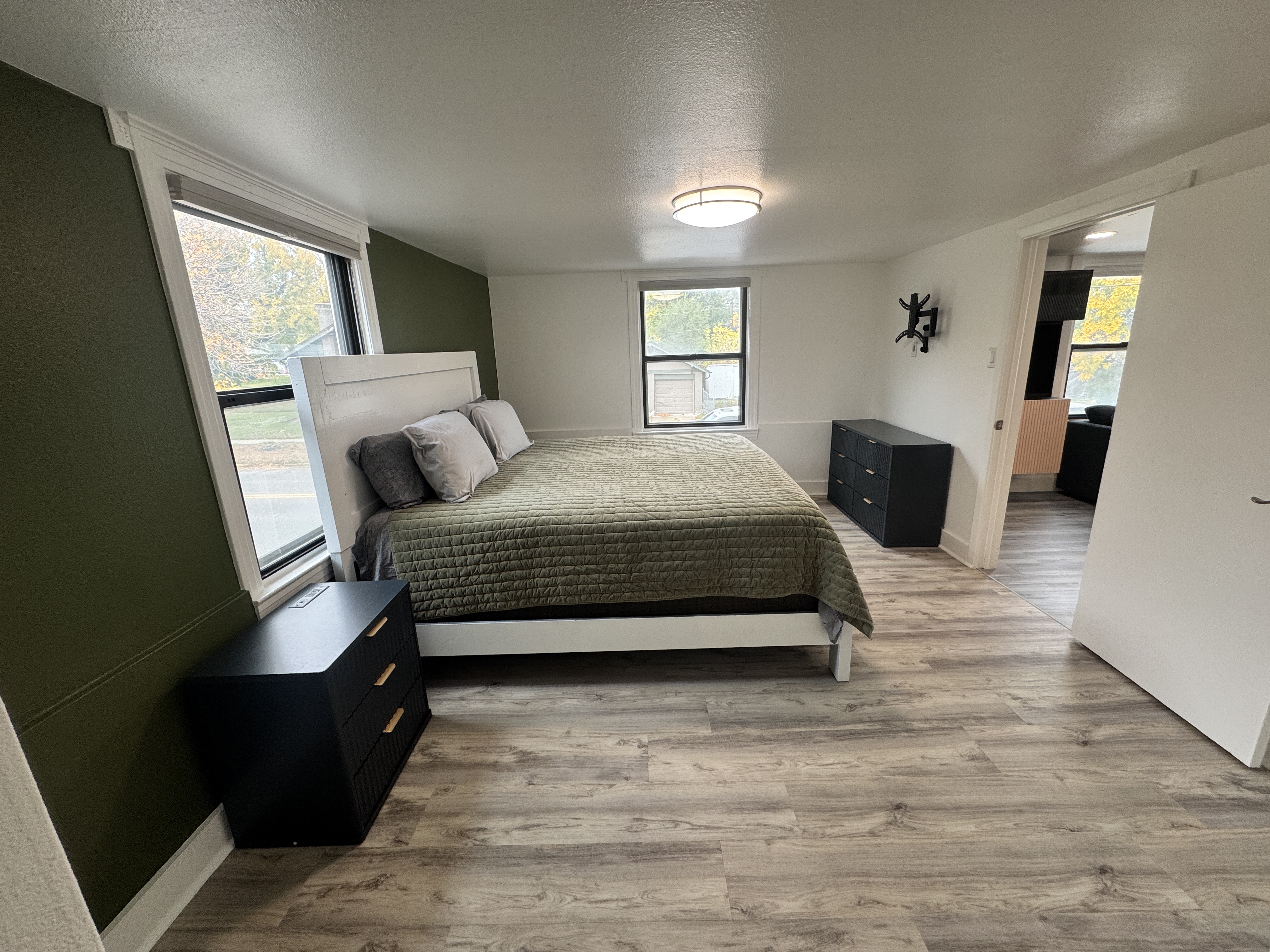 Newly Remodeled Single Unit Condo - Photo 6