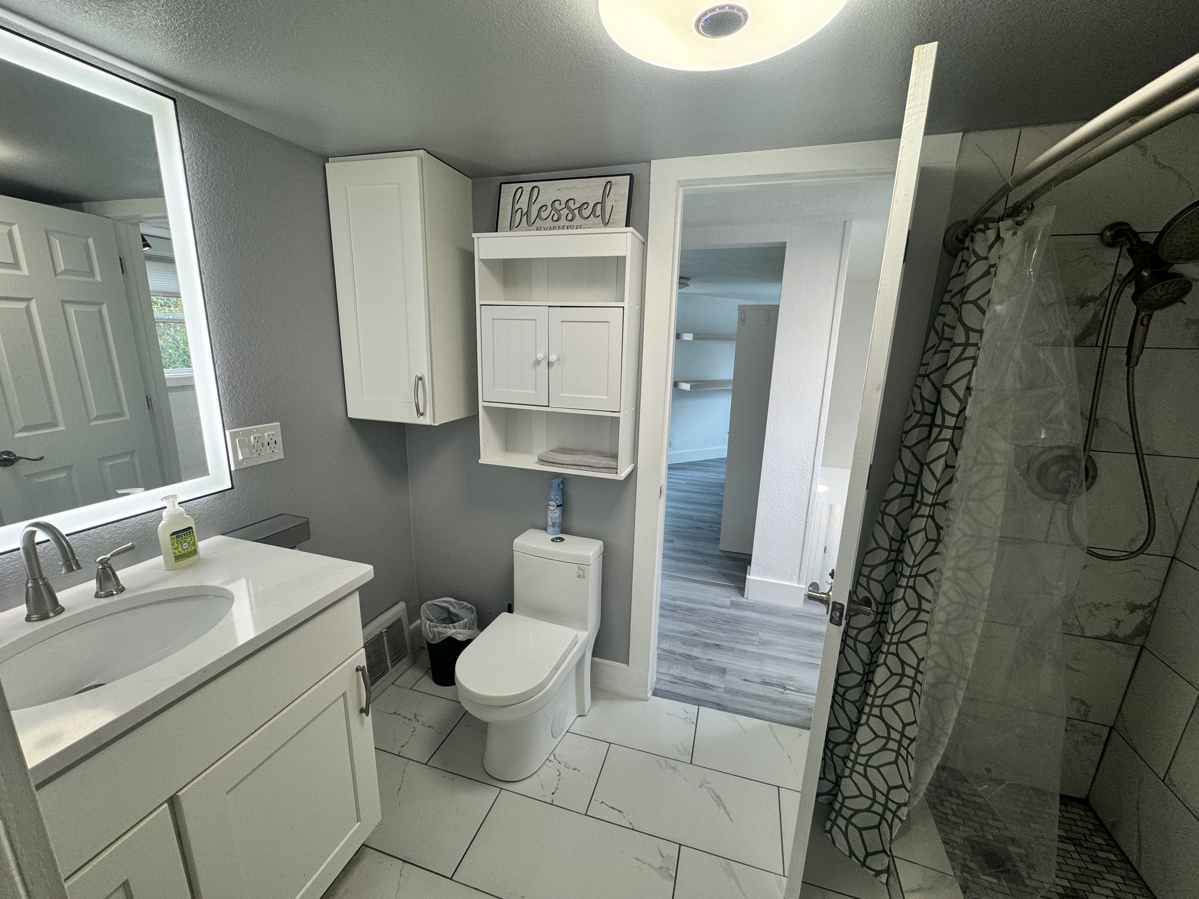 Newly Remodeled Single Unit Condo - Photo 7