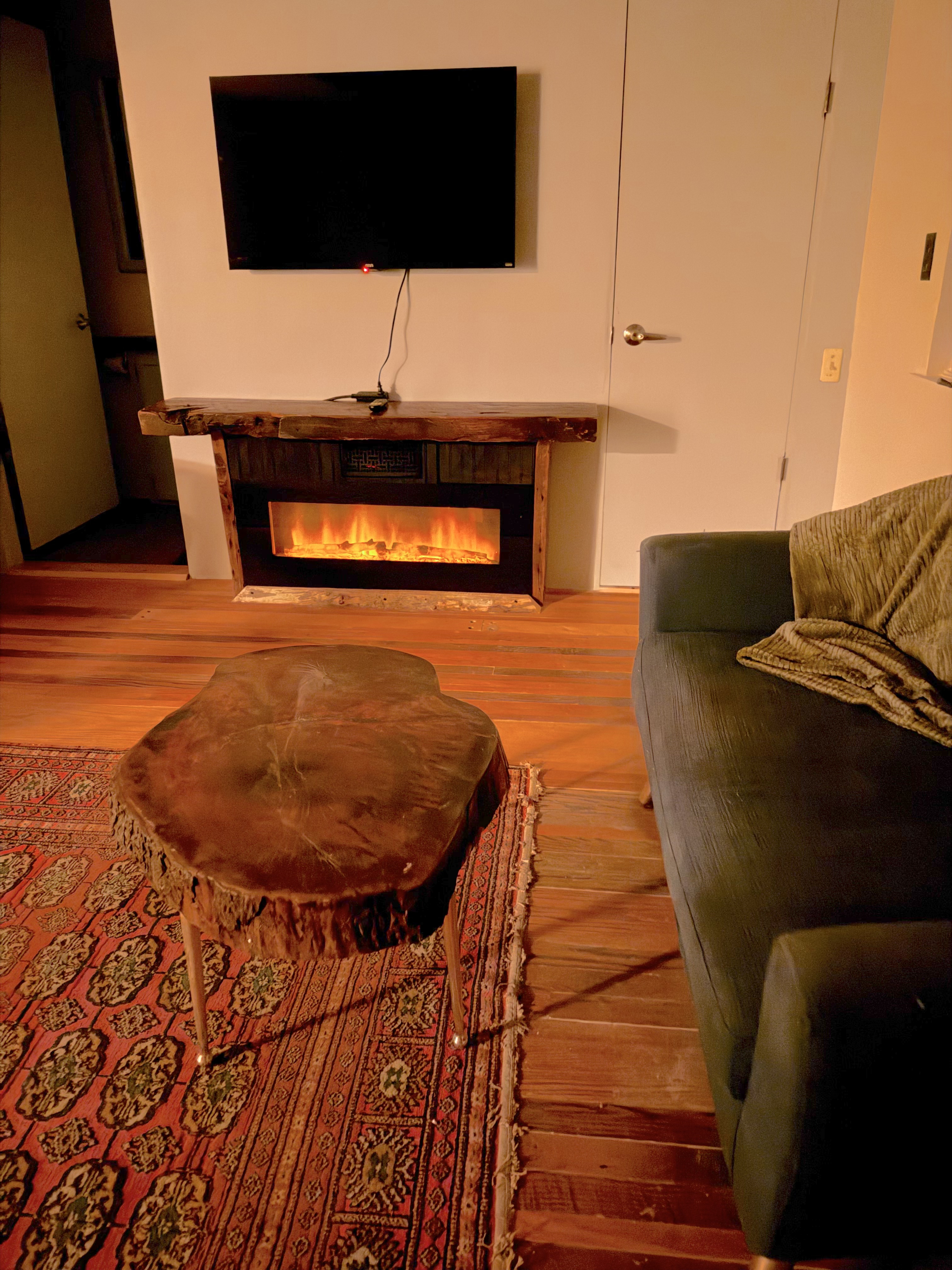 Private newly renovated studio apartment - Photo 10