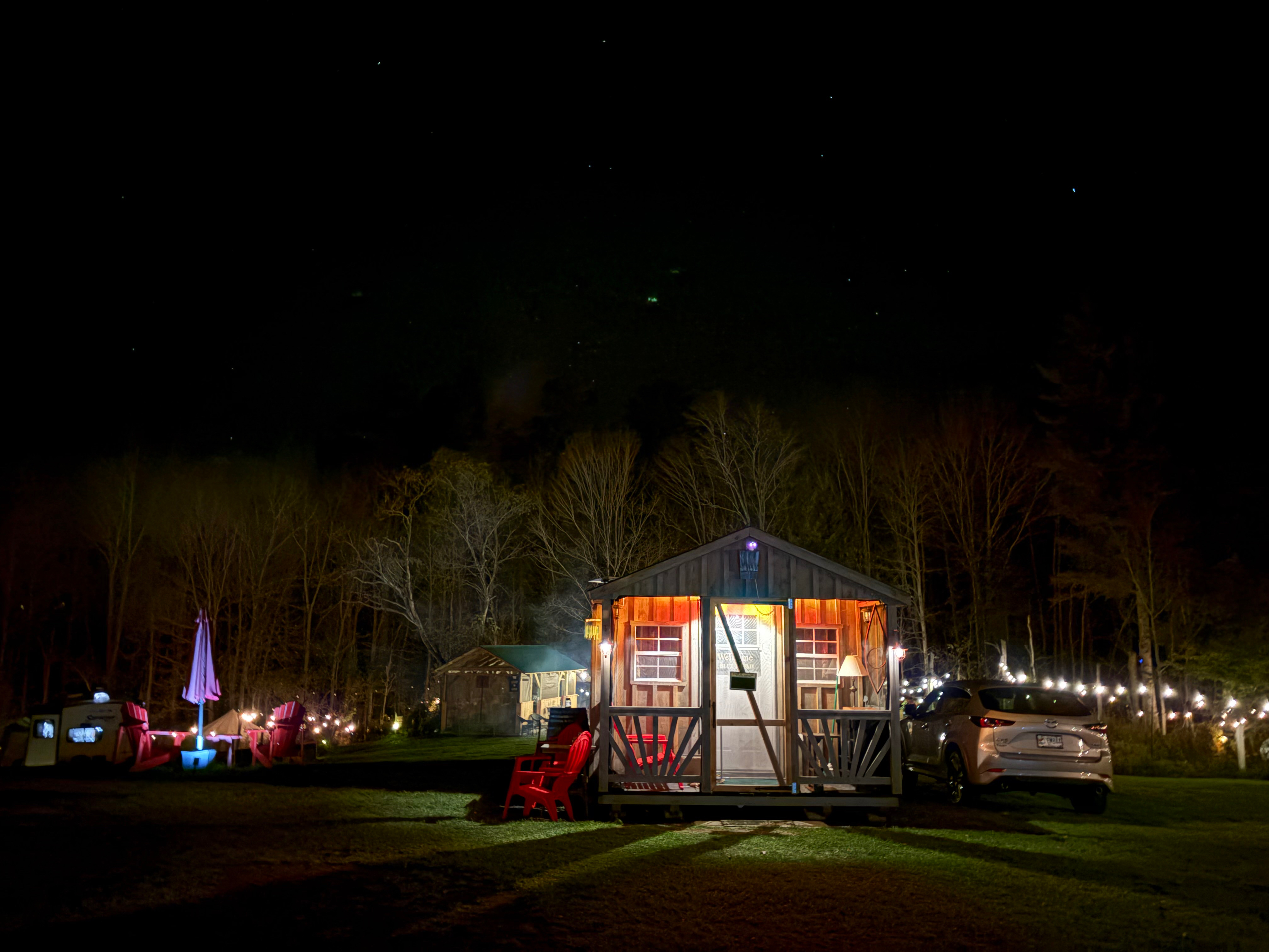 Fully furnished cozy cabin in breathtaking and peaceful location - Photo 1