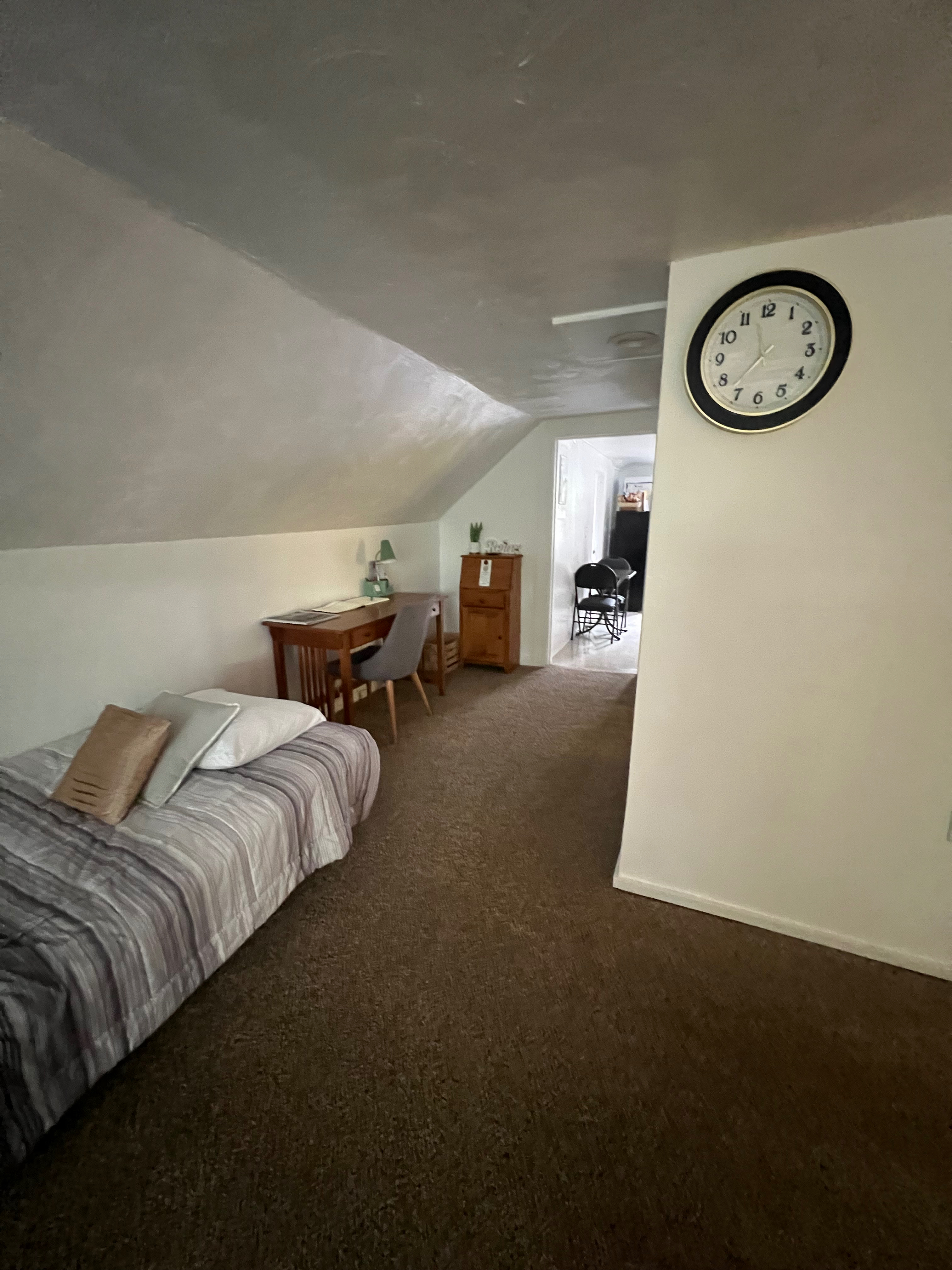 One bedroom apartment located just minutes from several medical facilities - Photo 7