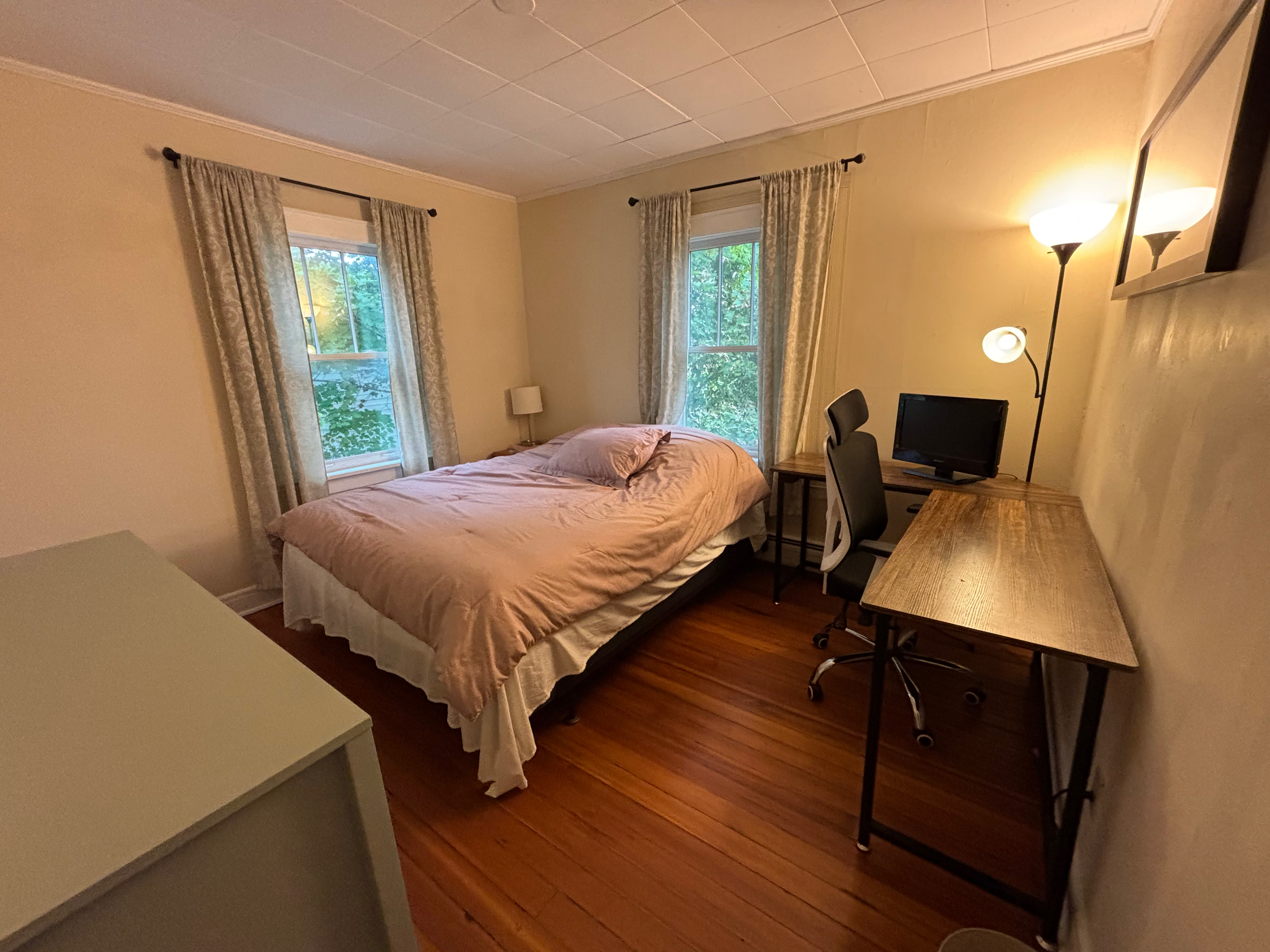 Private Room in 3BR house Near the Winooski River - Photo 9