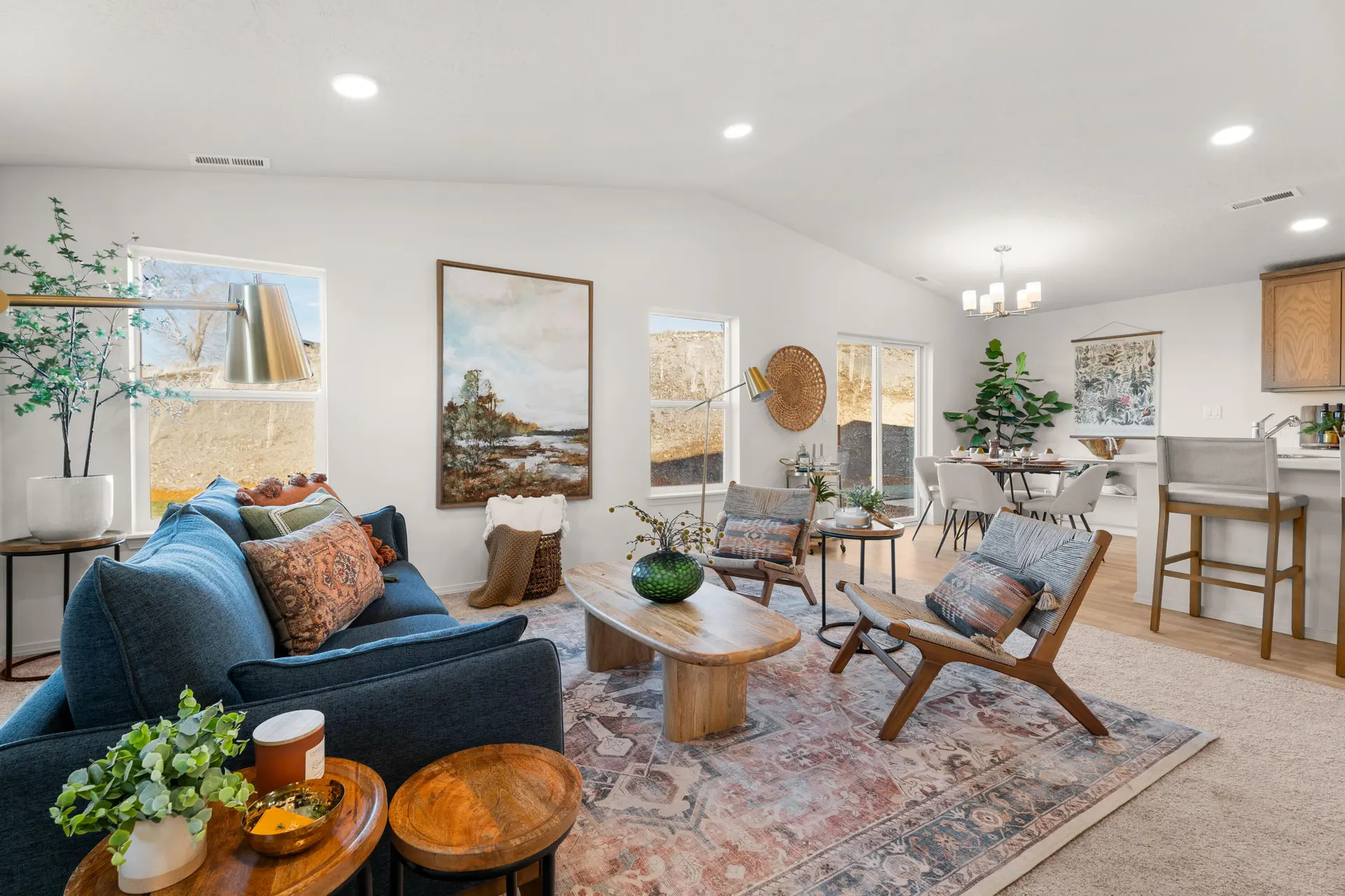 Modern Furnished 3 Bed, 2.5 Bath - Brand New & Move-In Ready - Photo 1