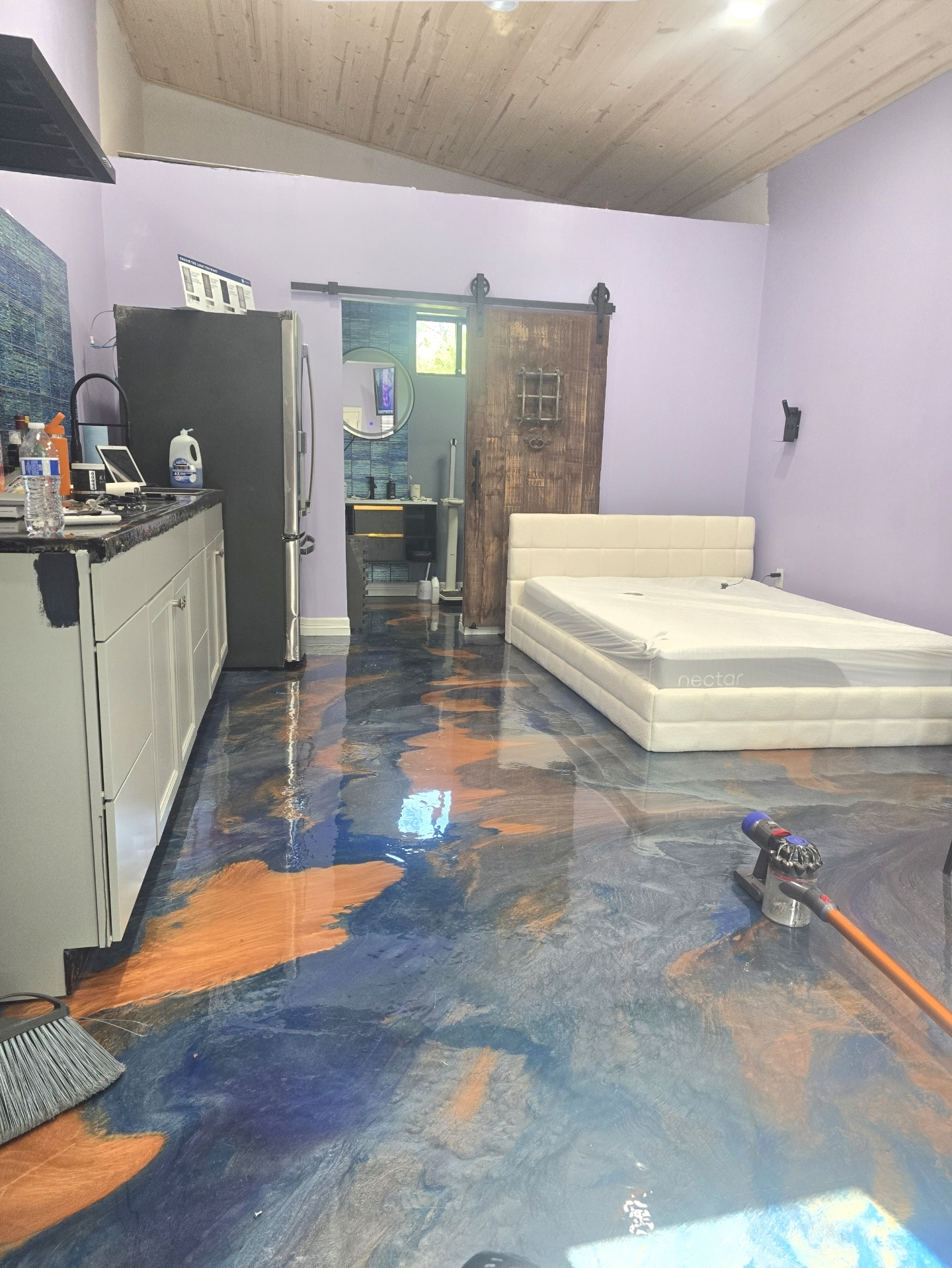 Epoxy floor hidden Studio - Photo 3