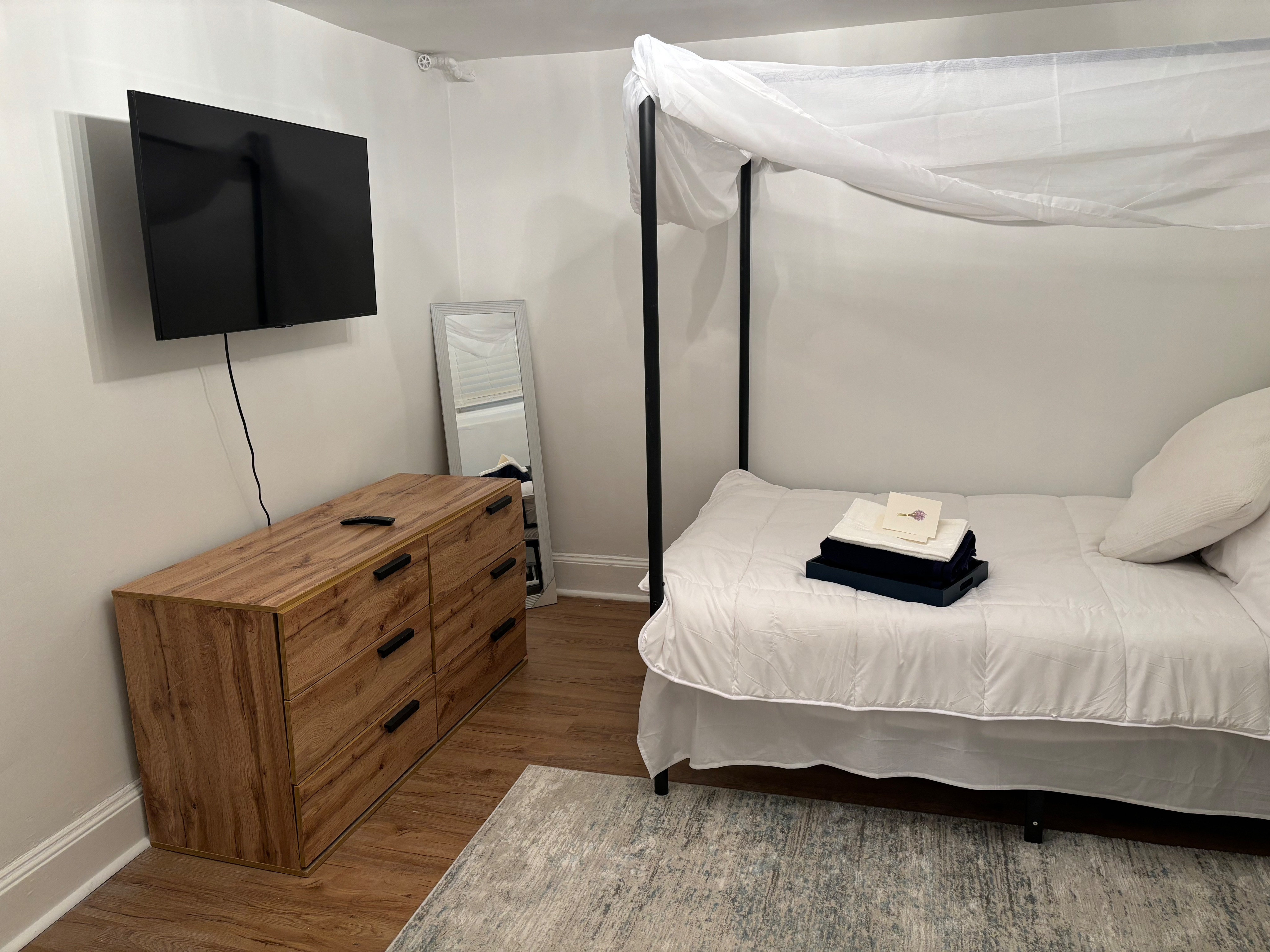 Fully furnished 1 BR in Fleetwood - Photo 9