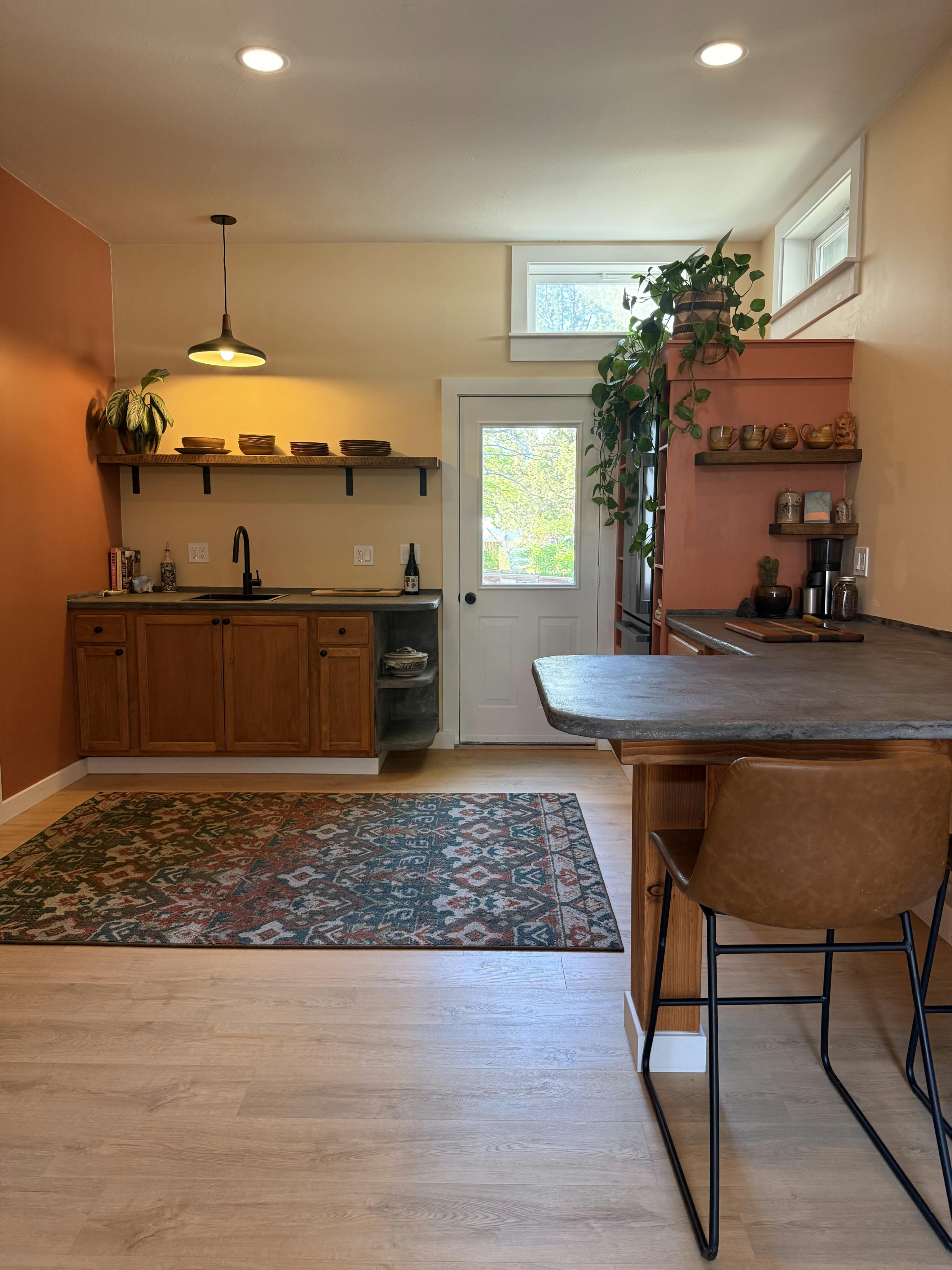 Beautiful Furnished Studio on Larkspur Trail Steps from Pool, Gym & Art Studio - Photo 5