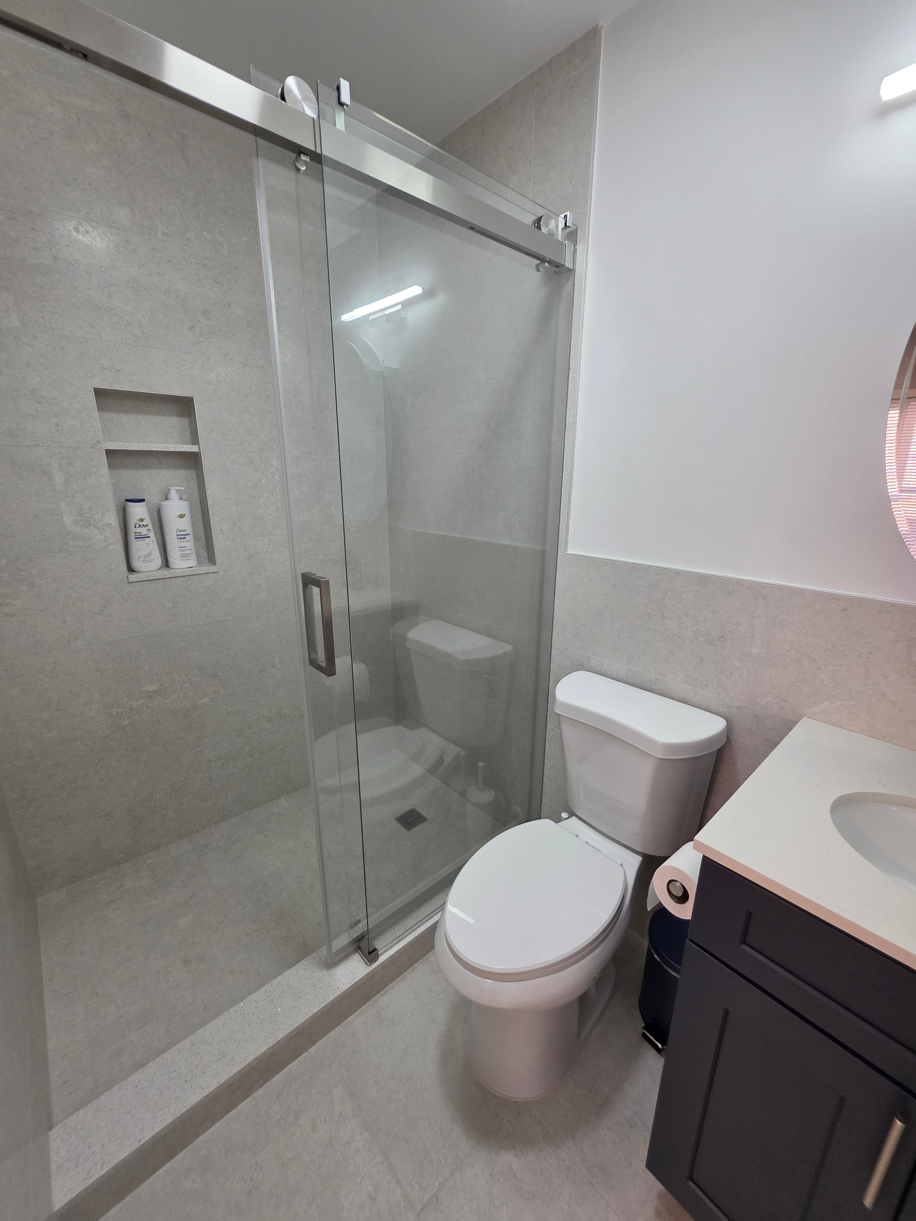 Stylish, Renovated 1 BR Unit in Flushing - Near Hospitals & Dining - Photo 12