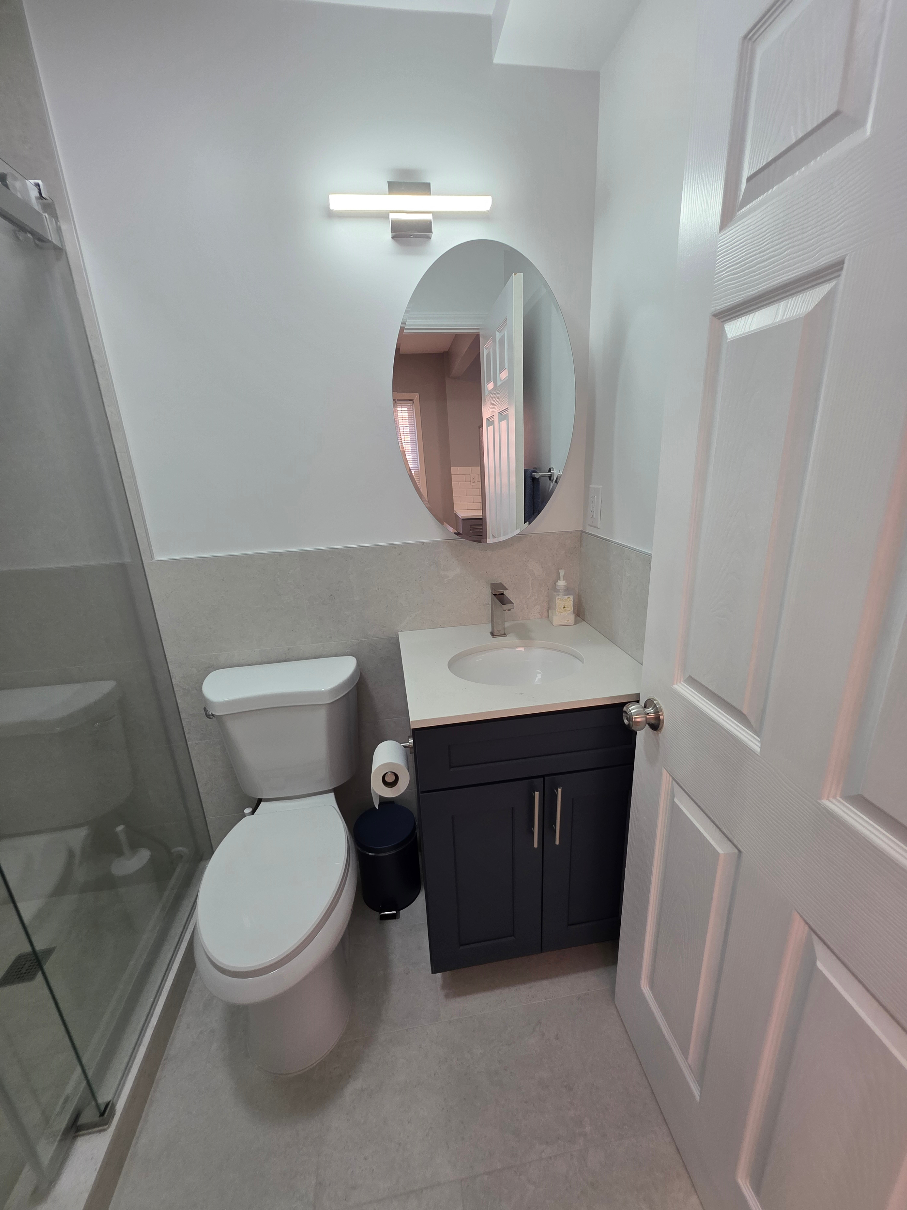 Stylish, Renovated 1 BR Unit in Flushing - Near Hospitals & Dining - Photo 11