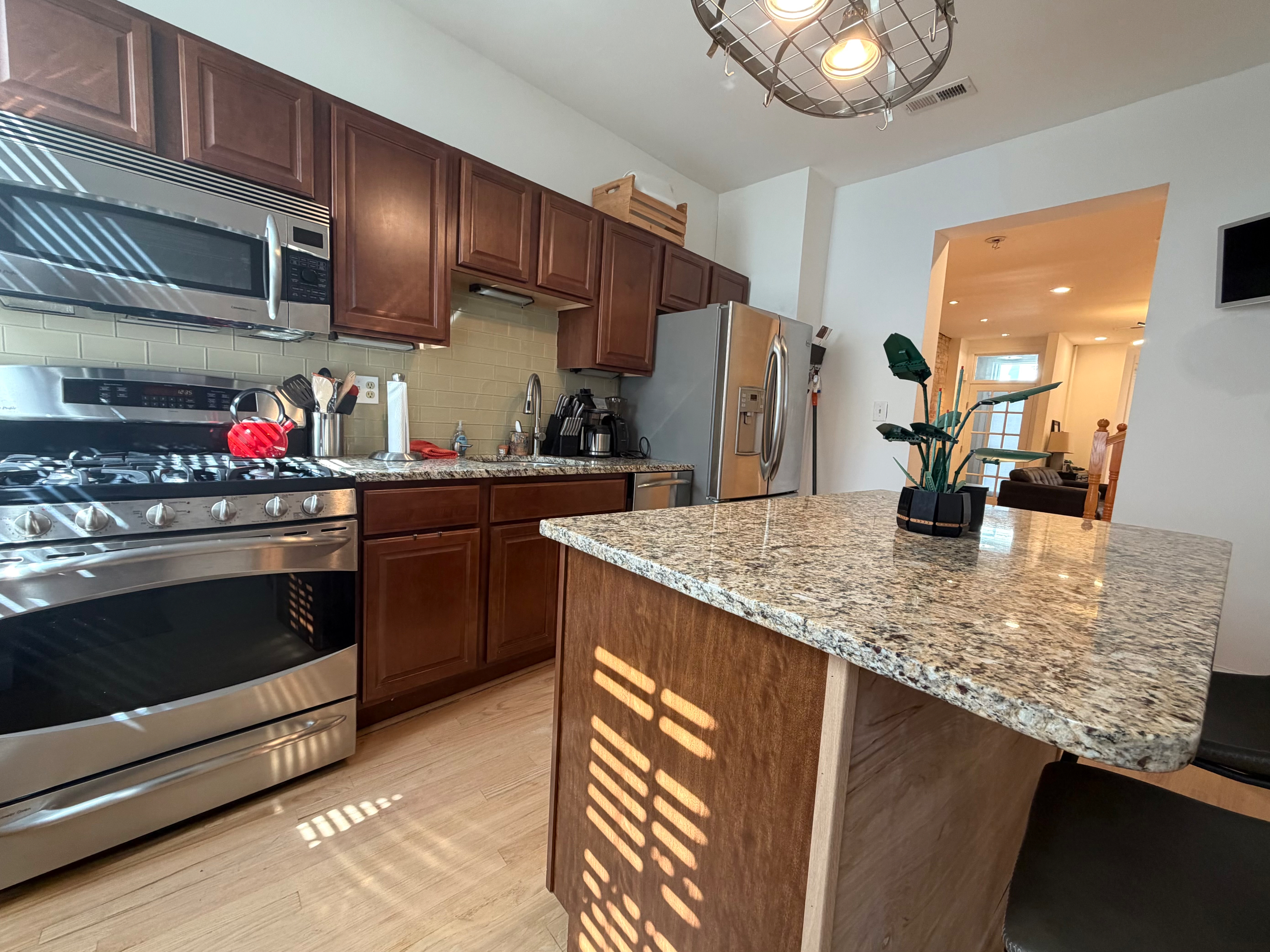 2BR/1BA Row Home in Truxton/Bloomingdale - Photo 4