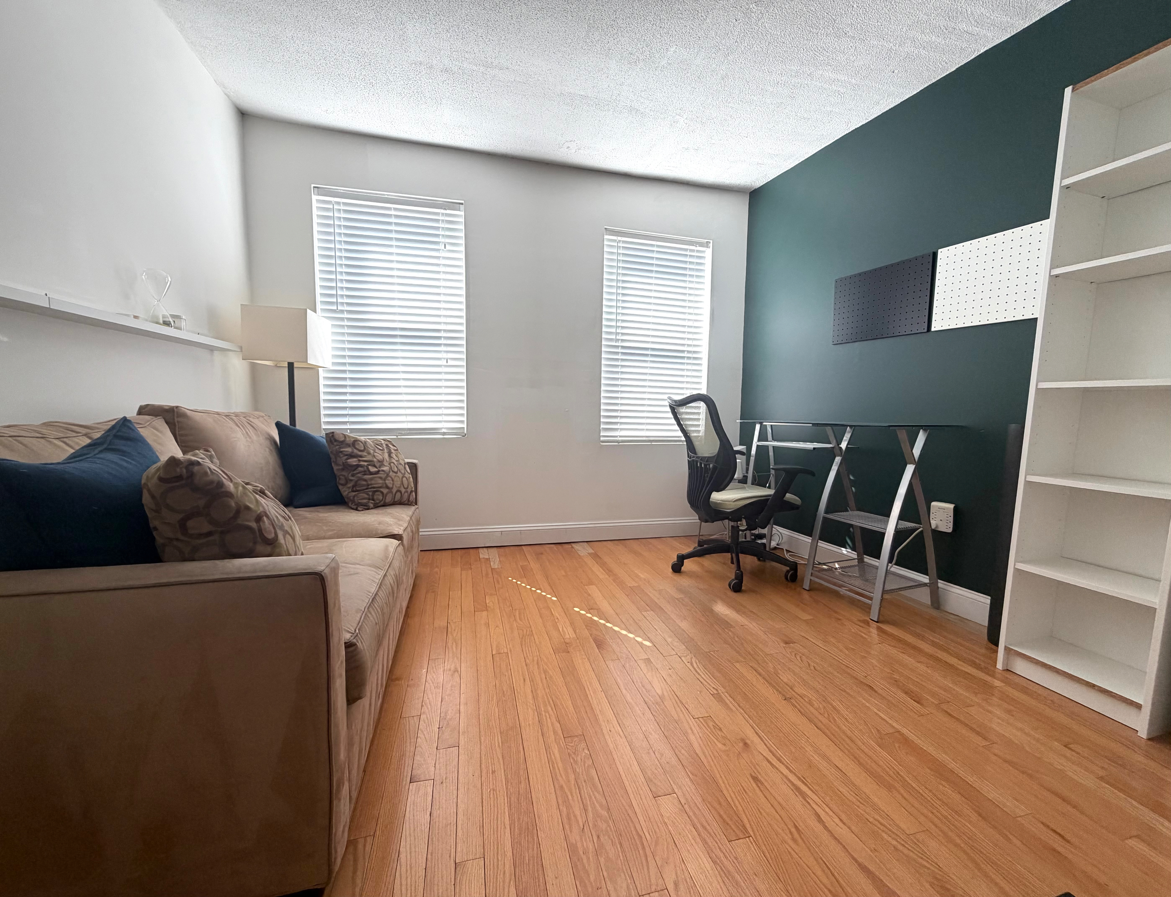 2BR/1BA Row Home in Truxton/Bloomingdale - Photo 7