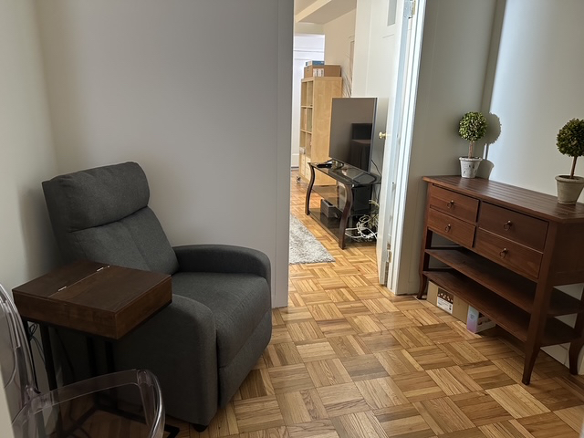 Union Square Manhattan Private Furnished Bedroom - Photo 3