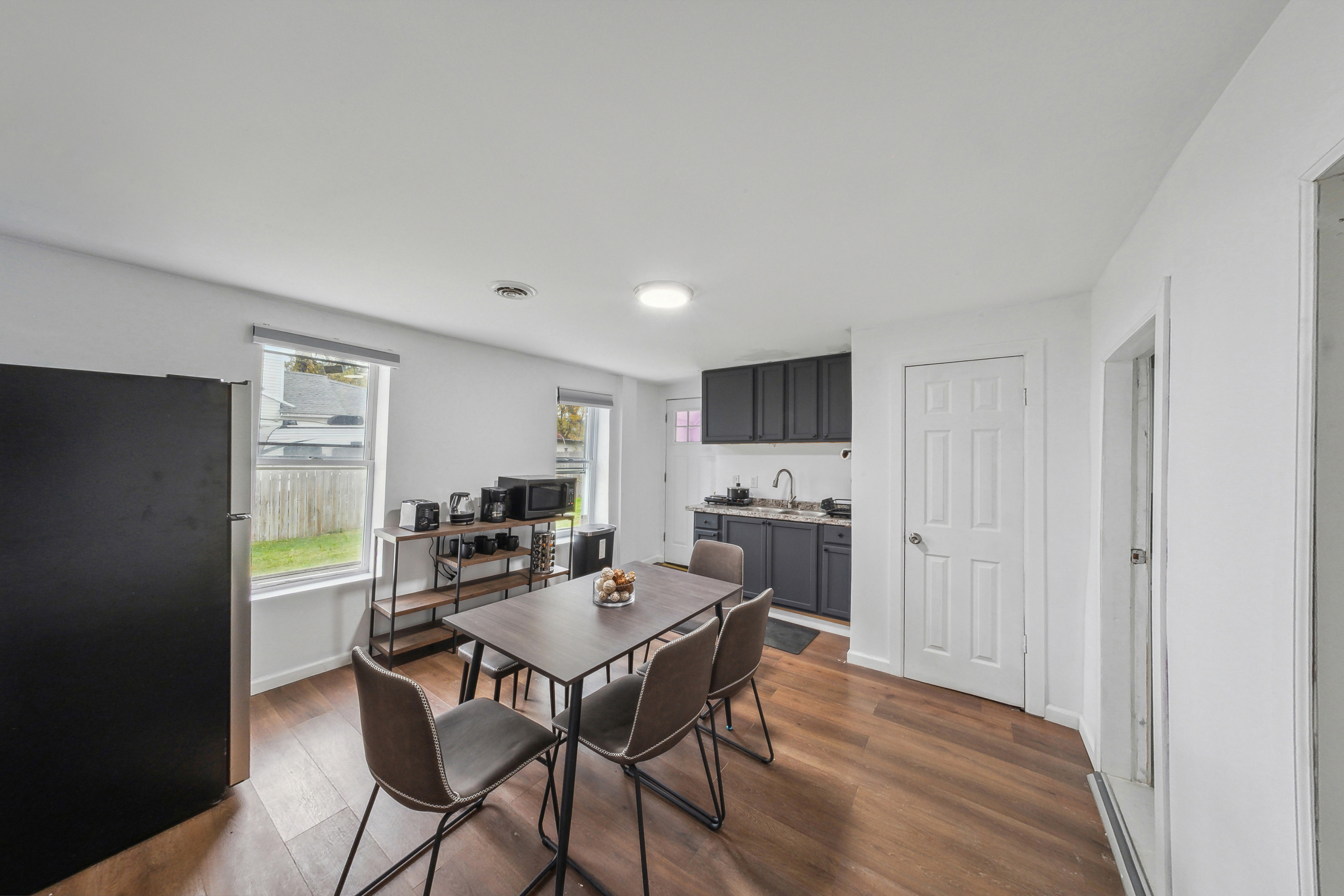 Beautiful and comfortable home - Photo 6