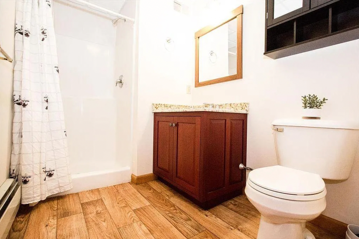 Nestle Into Easy: Month to Month, Furnished, Private Entrance, Garage & All Utilities Included - Photo 7