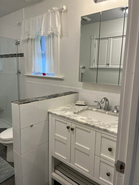 Private Apartment Suite - Photo 6