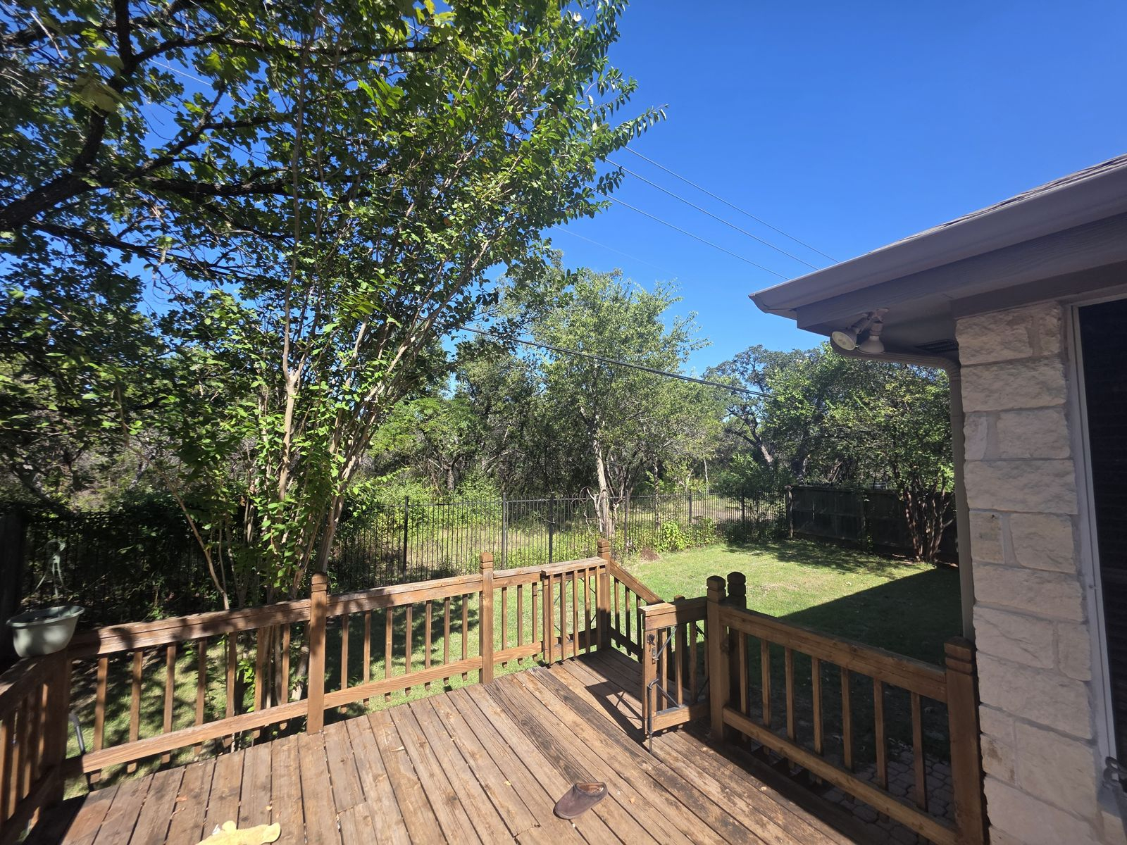 SW Austin furnished room + private bath for a travel nurse - Photo 7