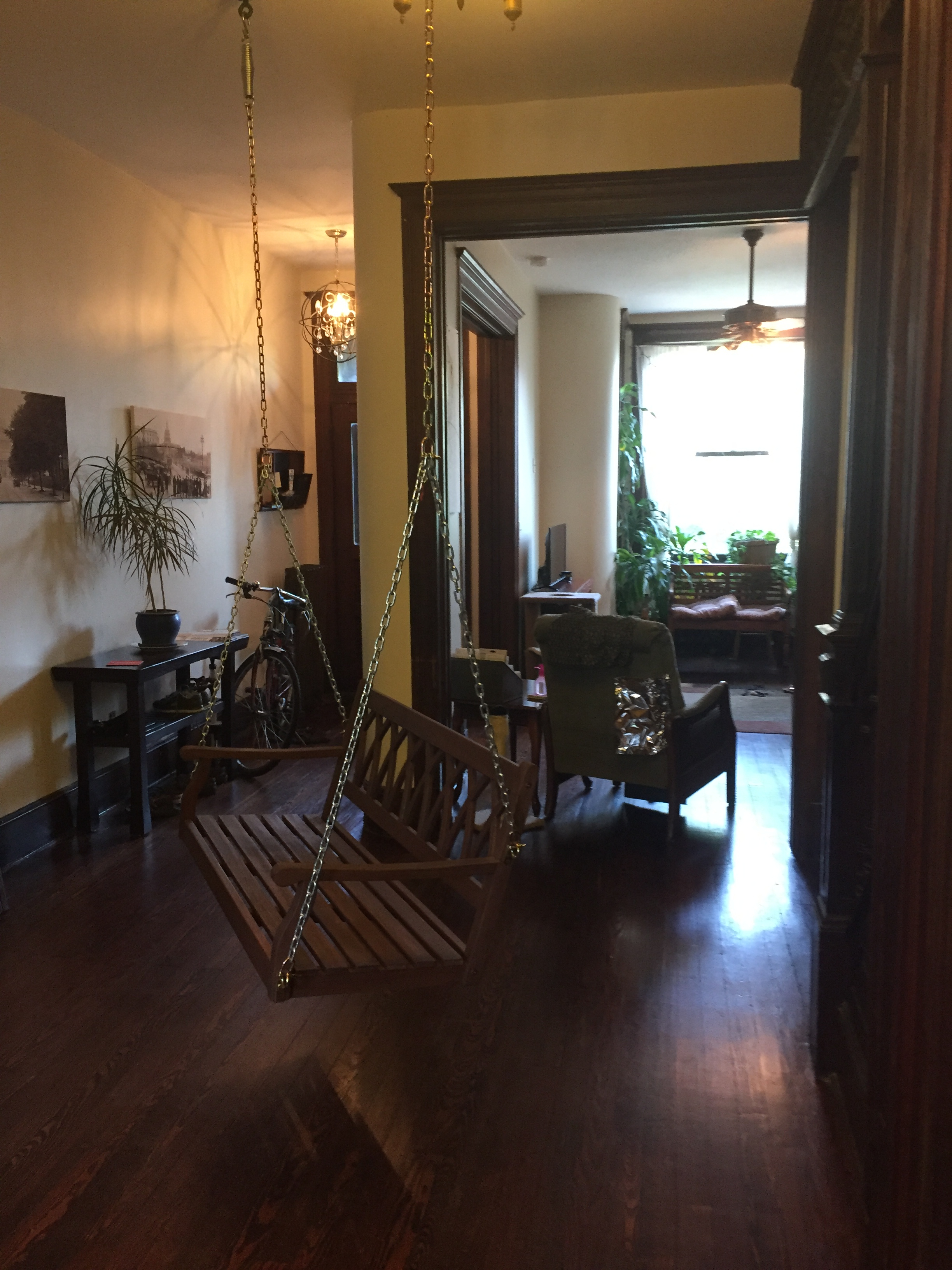 1 BR in Spacious & Charming Rowhouse - Privacy, Maturity, & Clean! - Photo 5