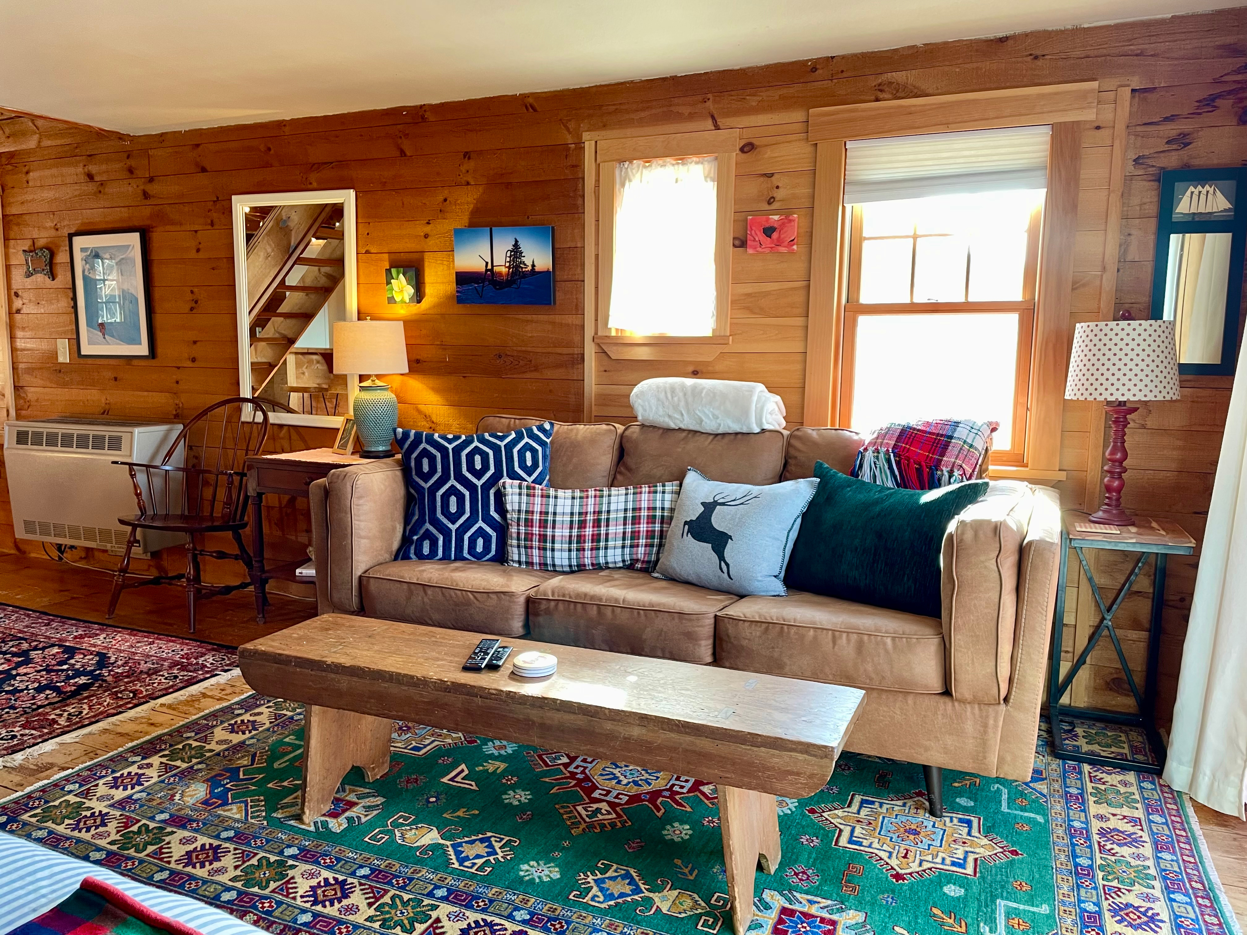 Cozy Mountain View Loft | Private Deck + Workspace - Photo 11