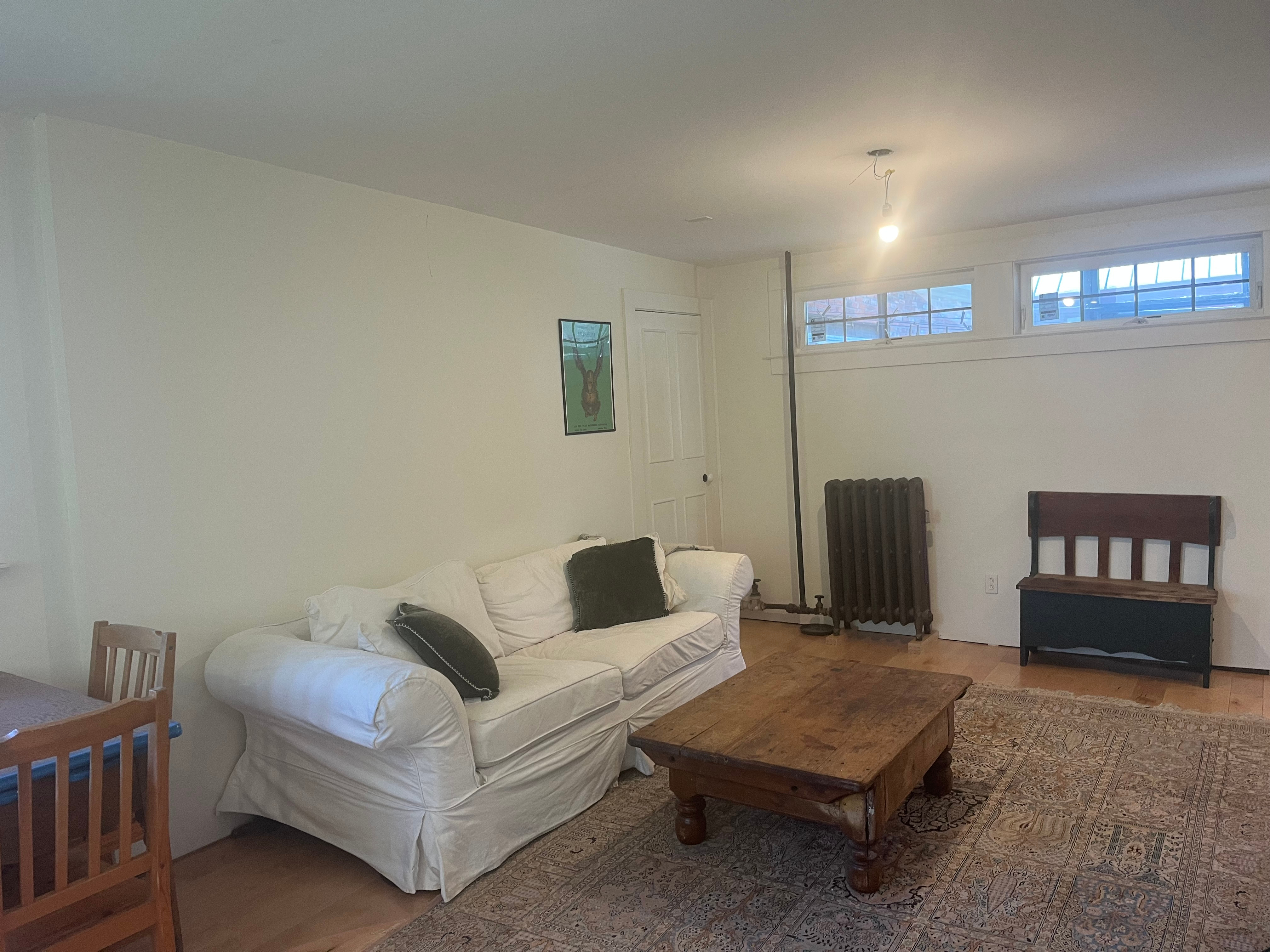 Move-in-Ready 1BR/1BA Apartment Retreat in Convenient Location - Photo 3