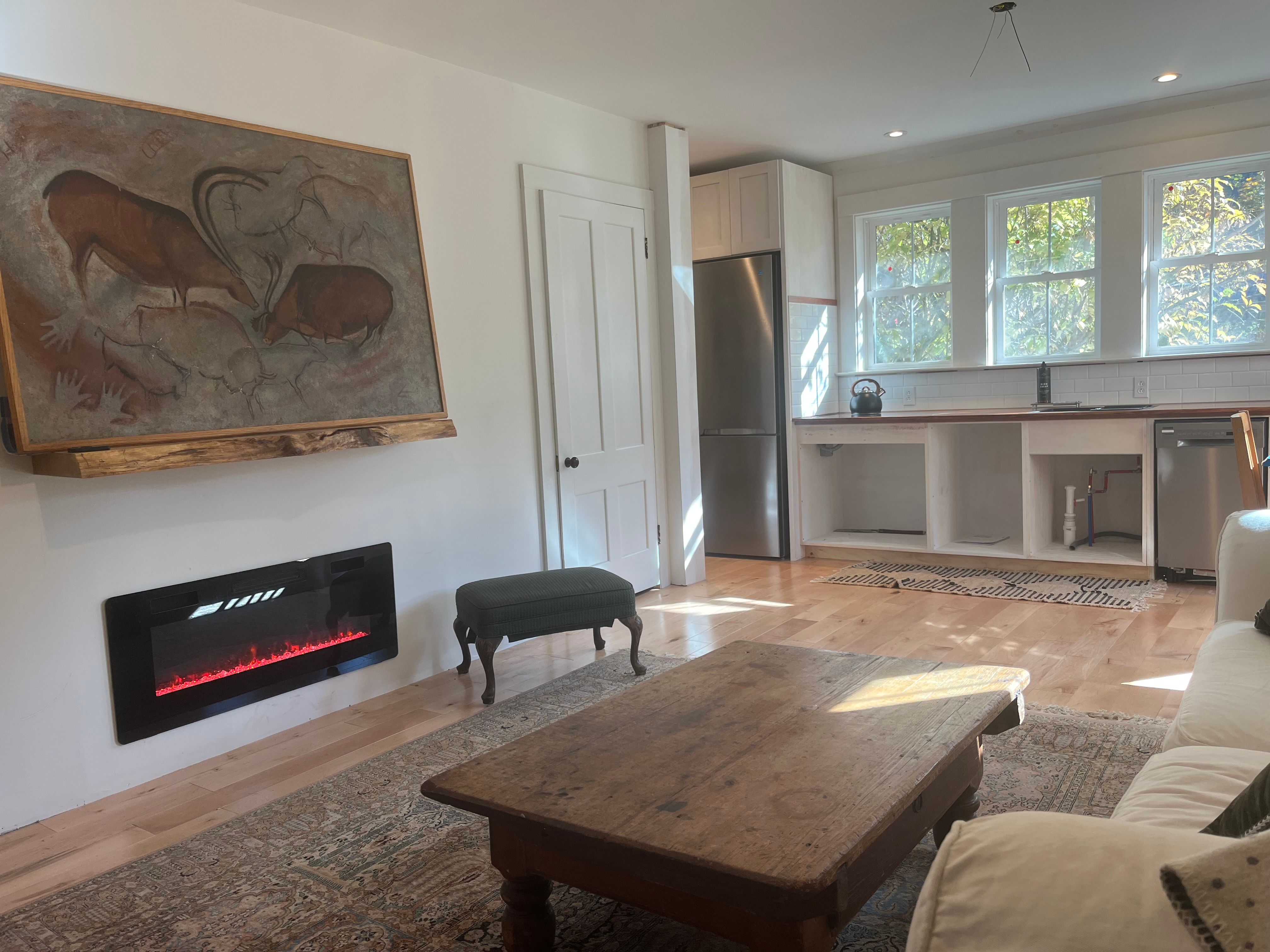 Move-in-Ready 1BR/1BA Apartment Retreat in Convenient Location - Photo 1