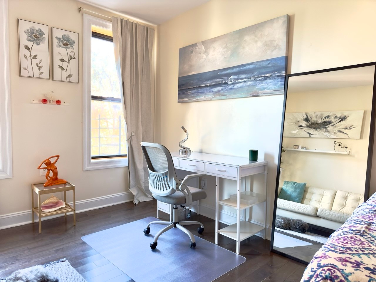Furnished Private Room in Brooklyn | 5-Min Walk to 2/5 Subway | Ideal for Monthly Stays - Photo 5